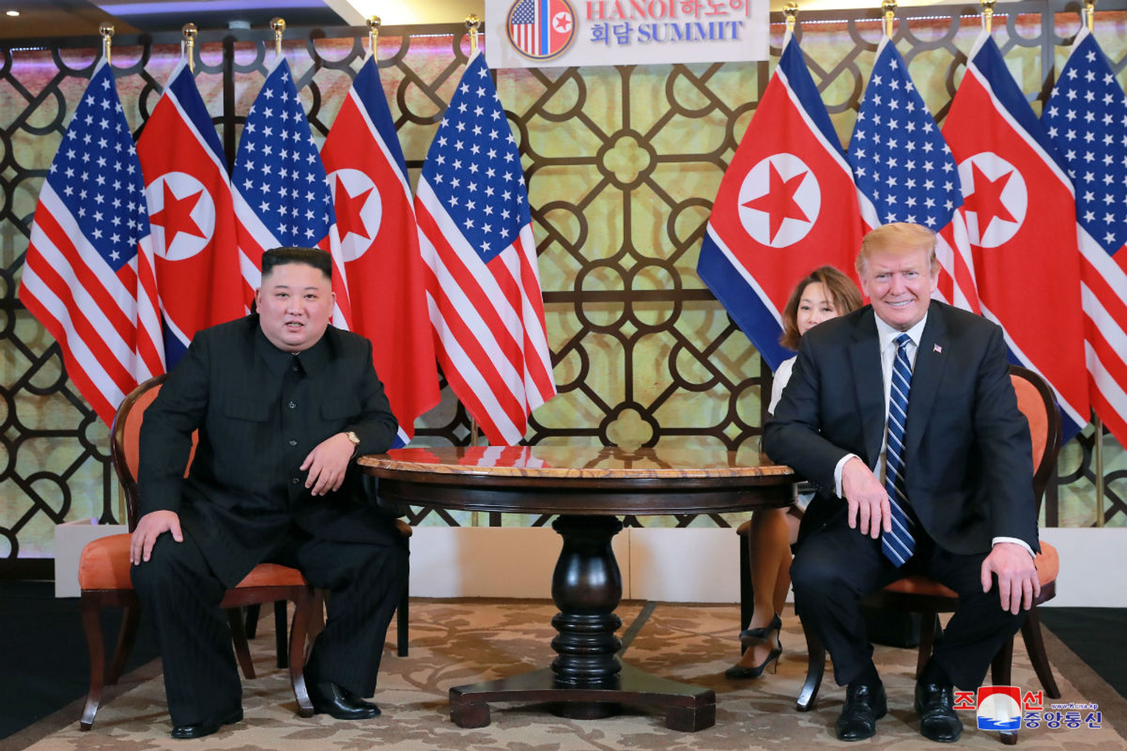 Kim Jong-Un y Donald Trump en Vietnam.