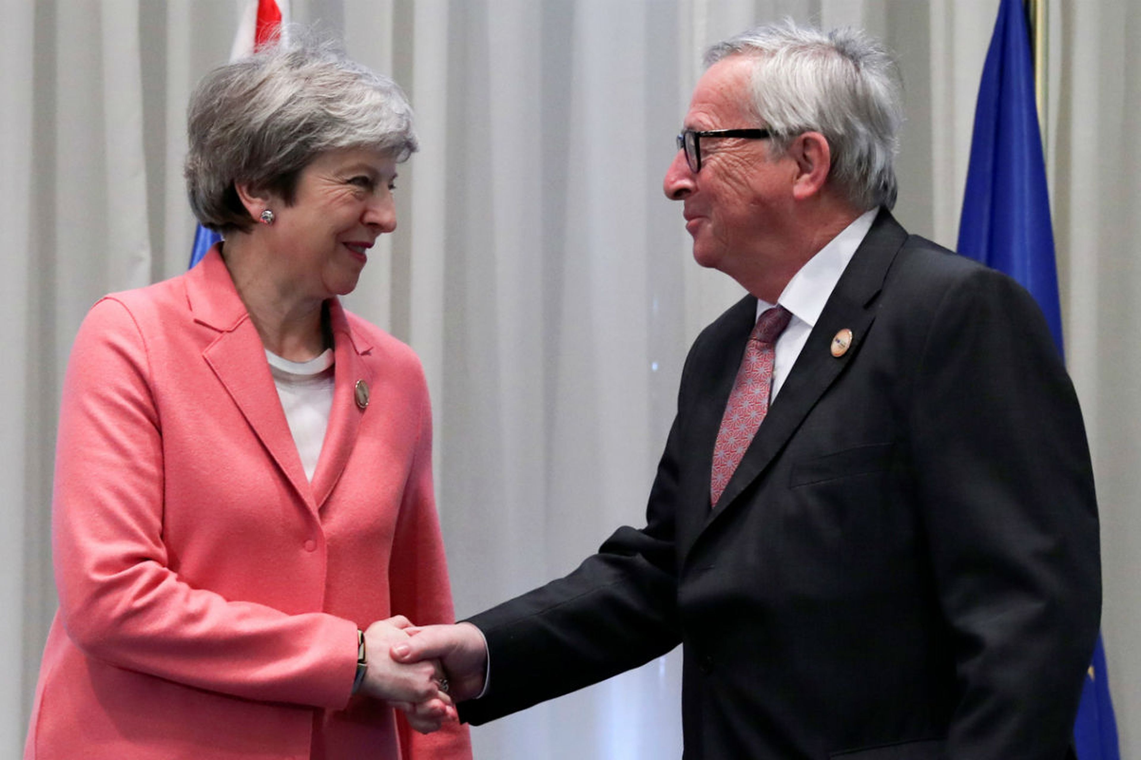 Theresa May y Jean-Claude Juncker, en febrero de 2019.
