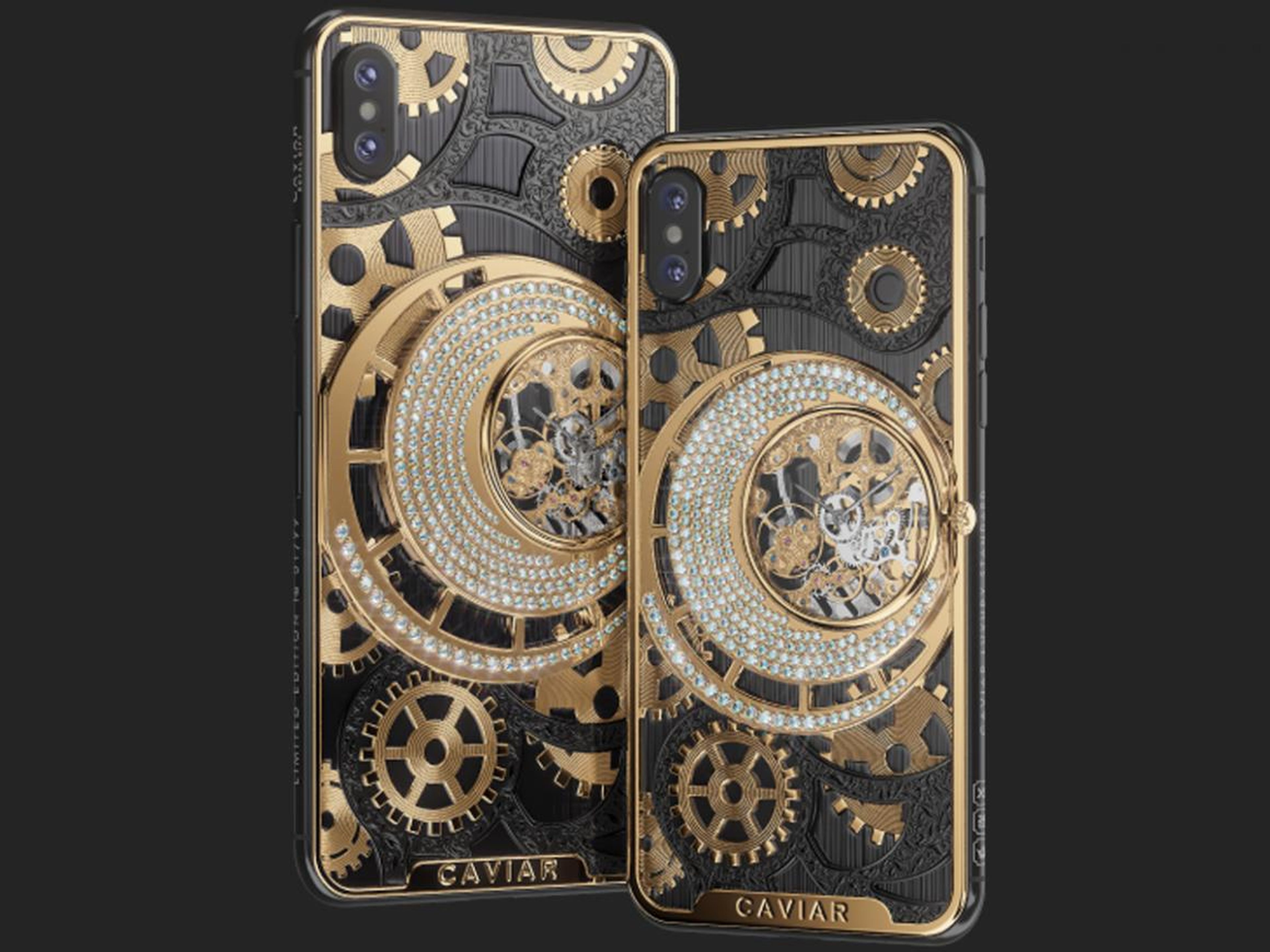 Los iPhone XS y XS Max de Caviar cuentan con una trasera de titanio, oro y 252 diamantes