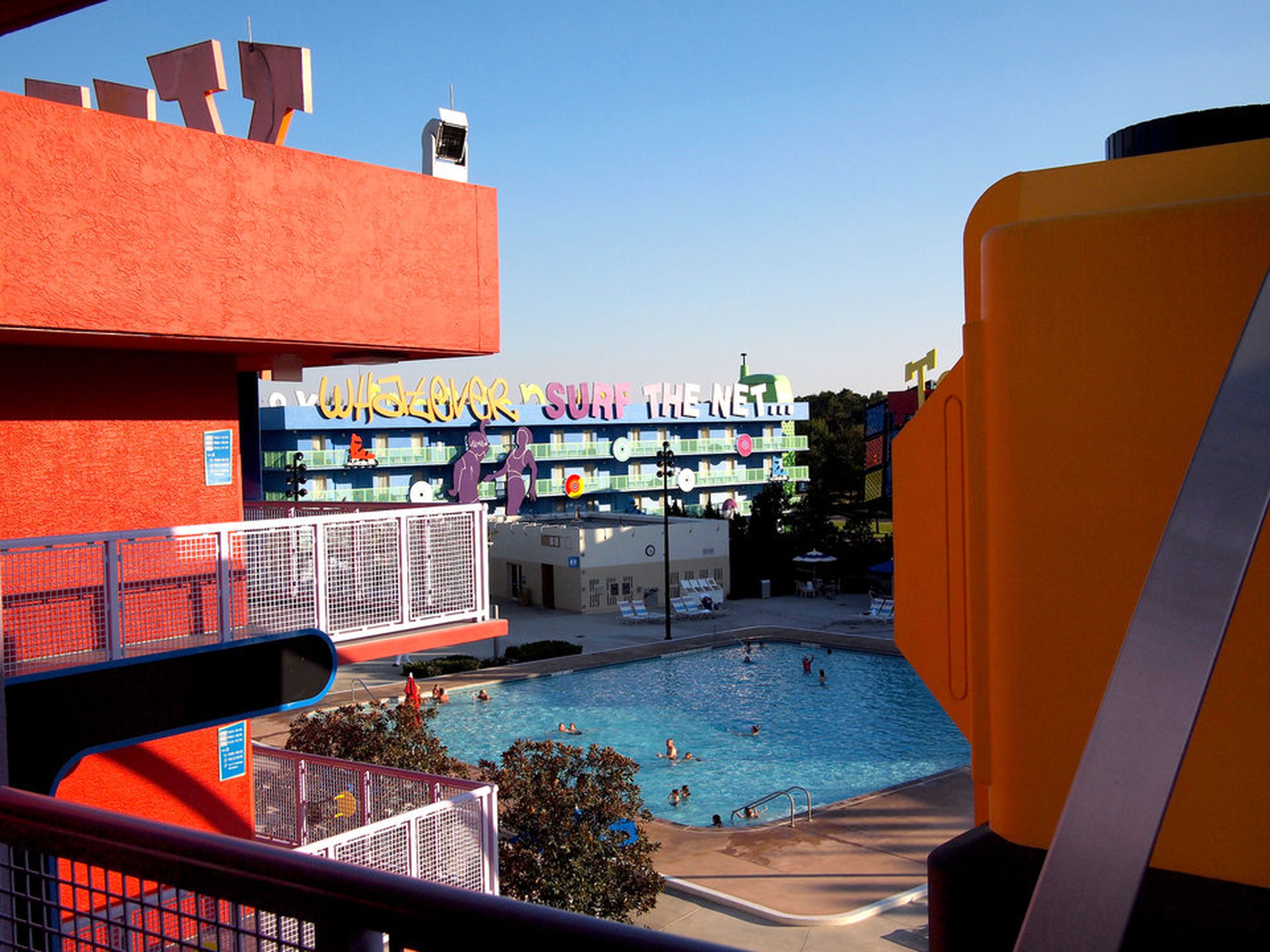 La piscina de uno de los resorts de Disney.