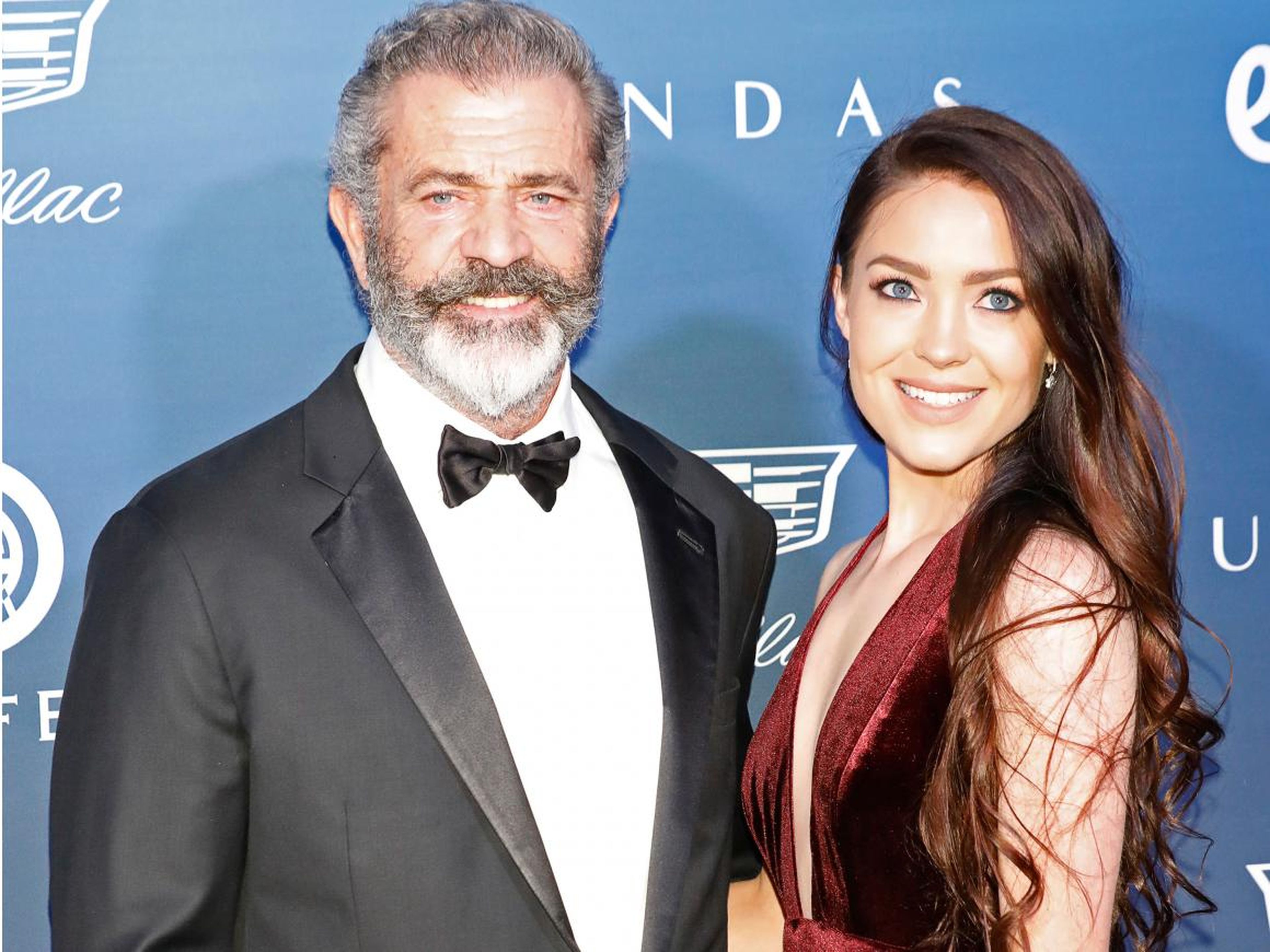 Mel Gibson y Rosalind Ross en 2019.