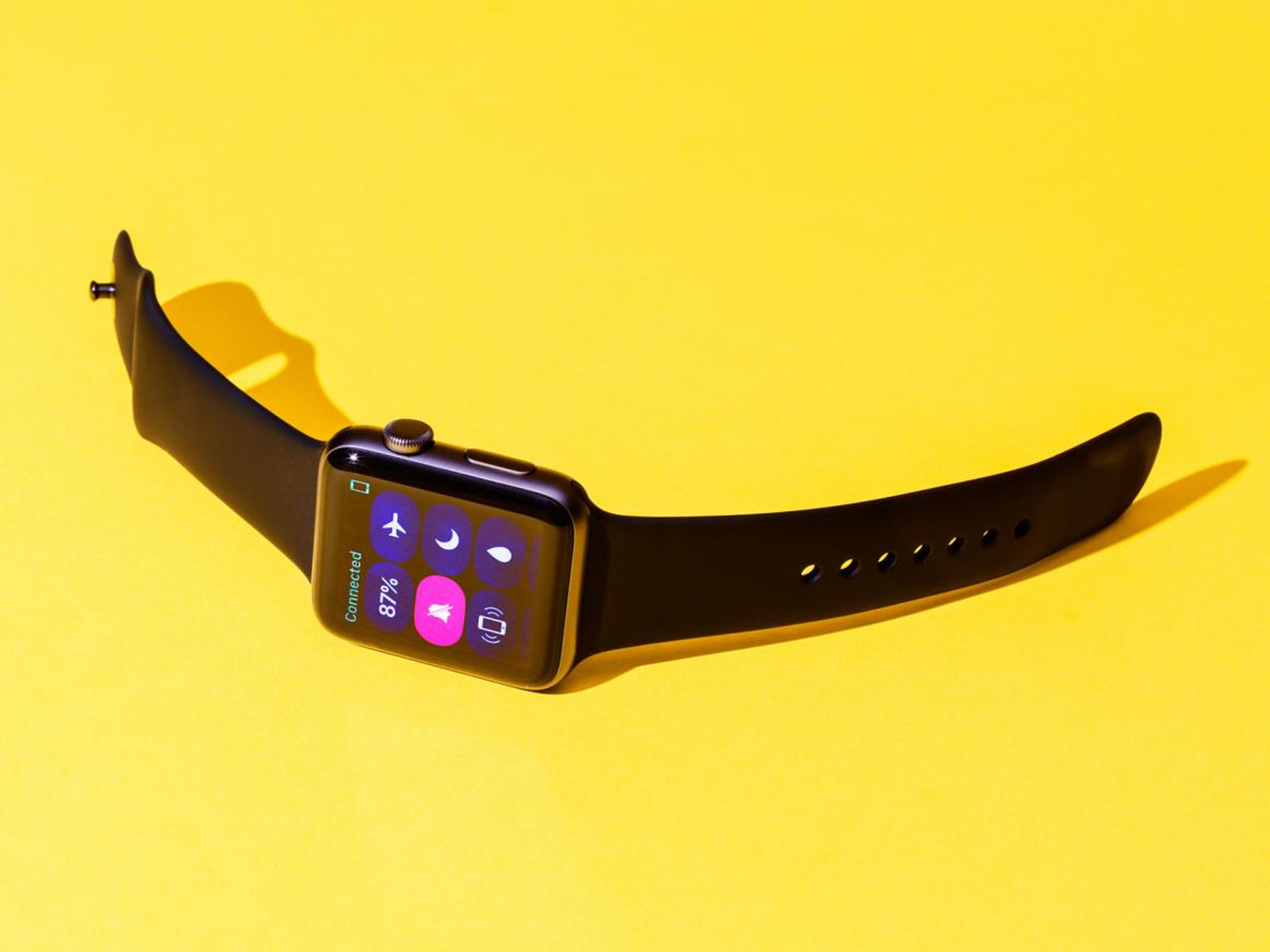 An unprecedented study suggests the Apple Watch can help detect heart problems. But very few people actually used it to do that.