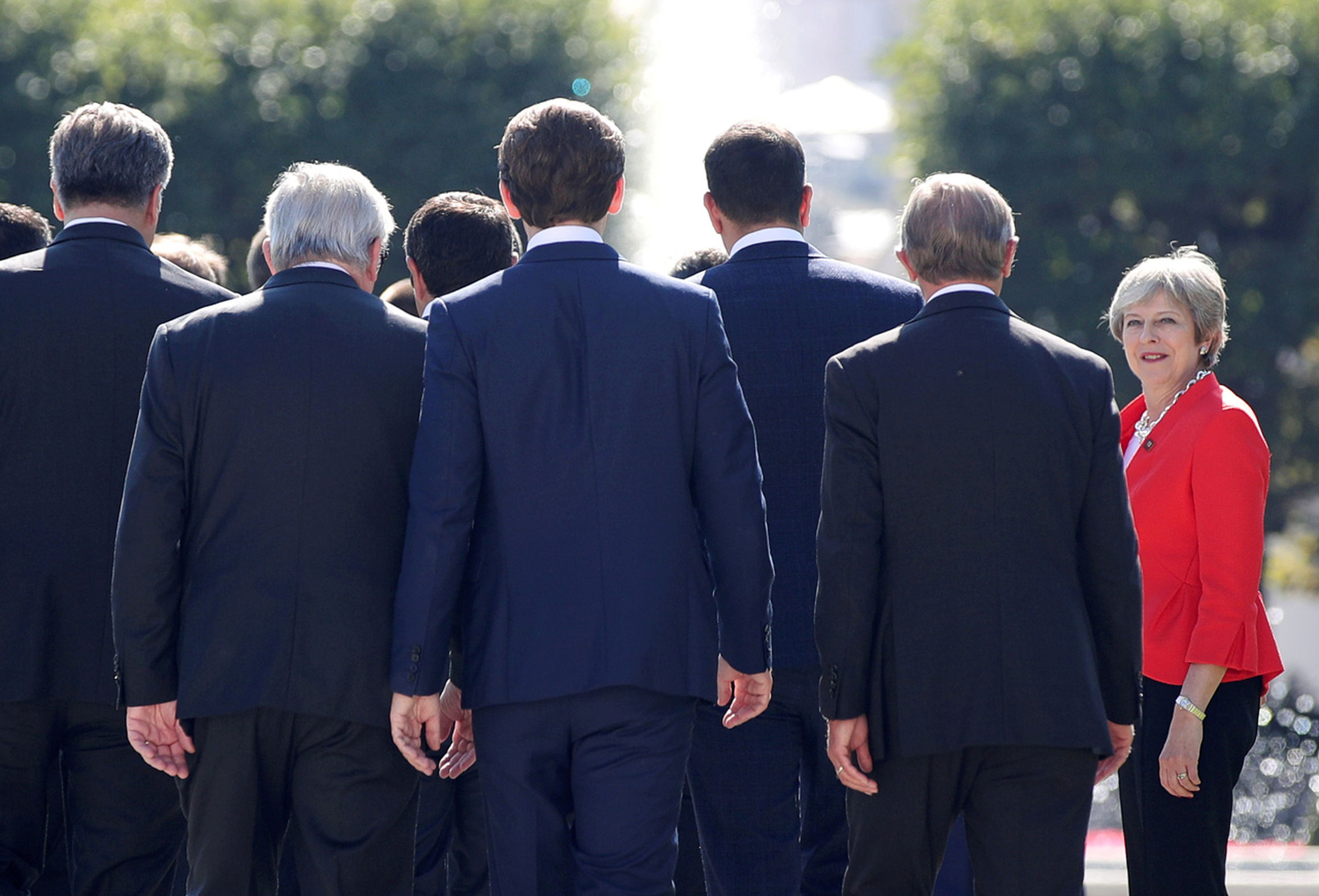Theresa May, primera ministra de Reino Unido, junto a varios líderes europeos en una reunión celebrada en Austria en septiembre de 2018.
