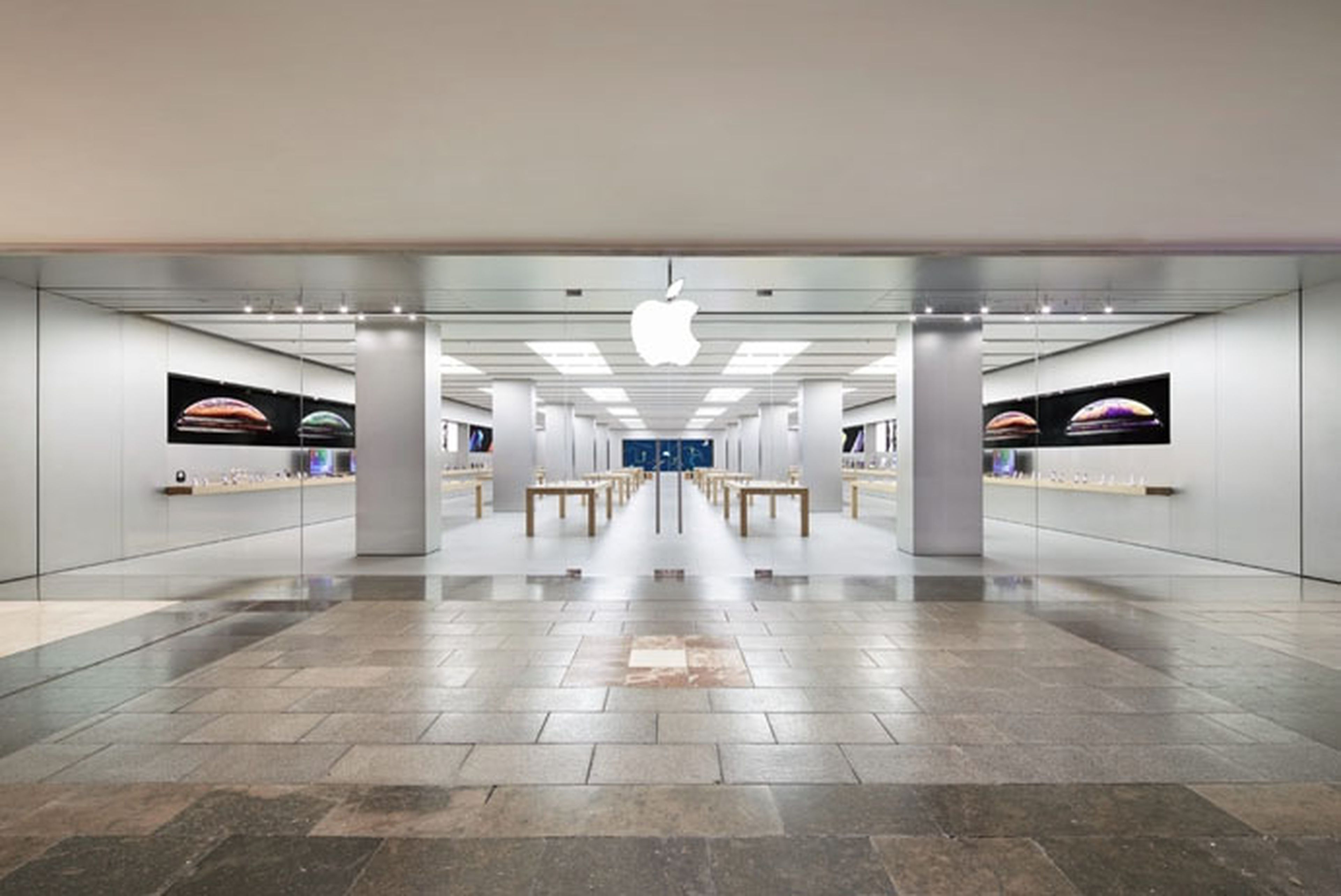 Apple Store del Centro Comercial La Maquinista (Barcelona)