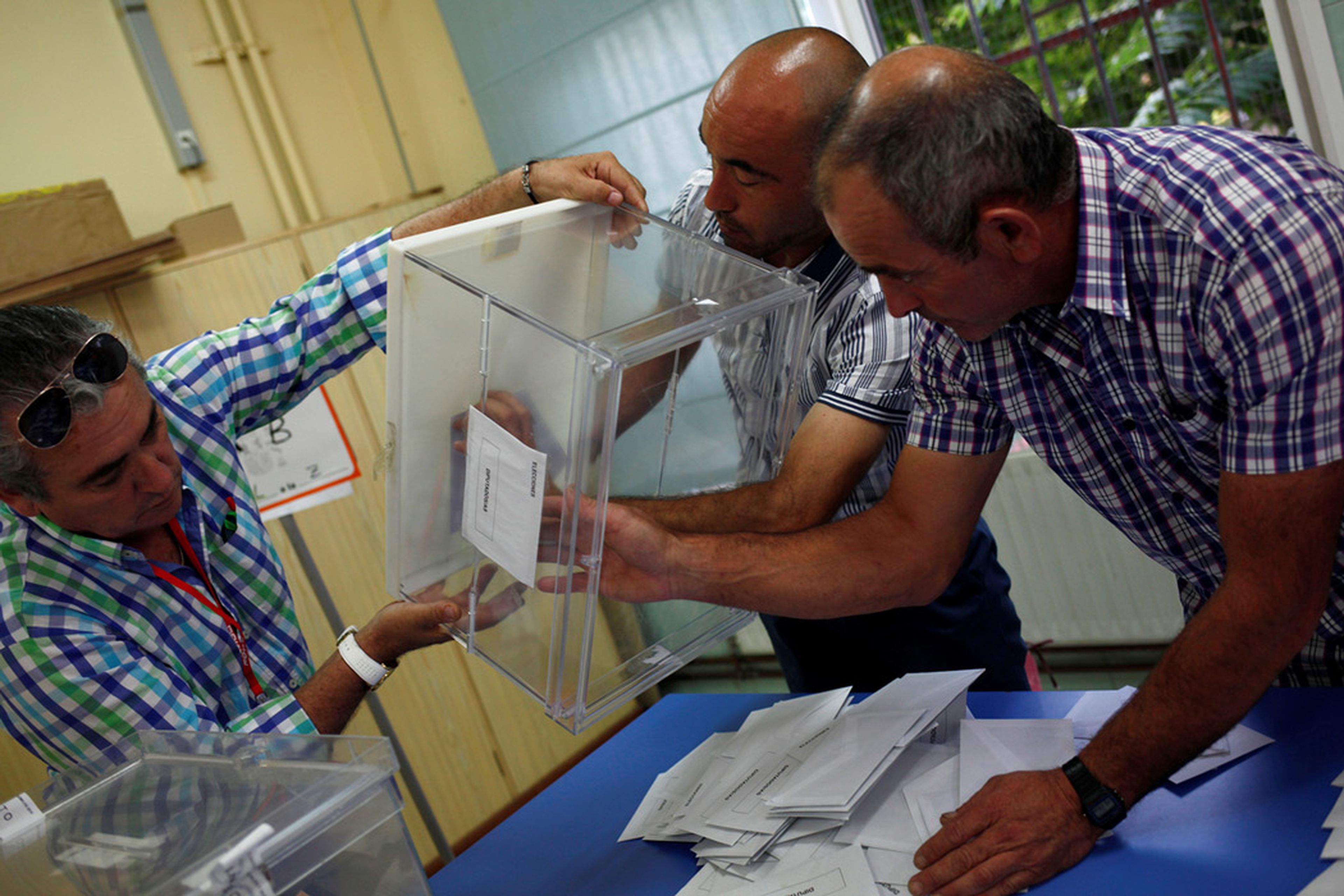 Ser miembro de mesa electoral 2 más veces seguidas es posible tiene solución | Business Insider España