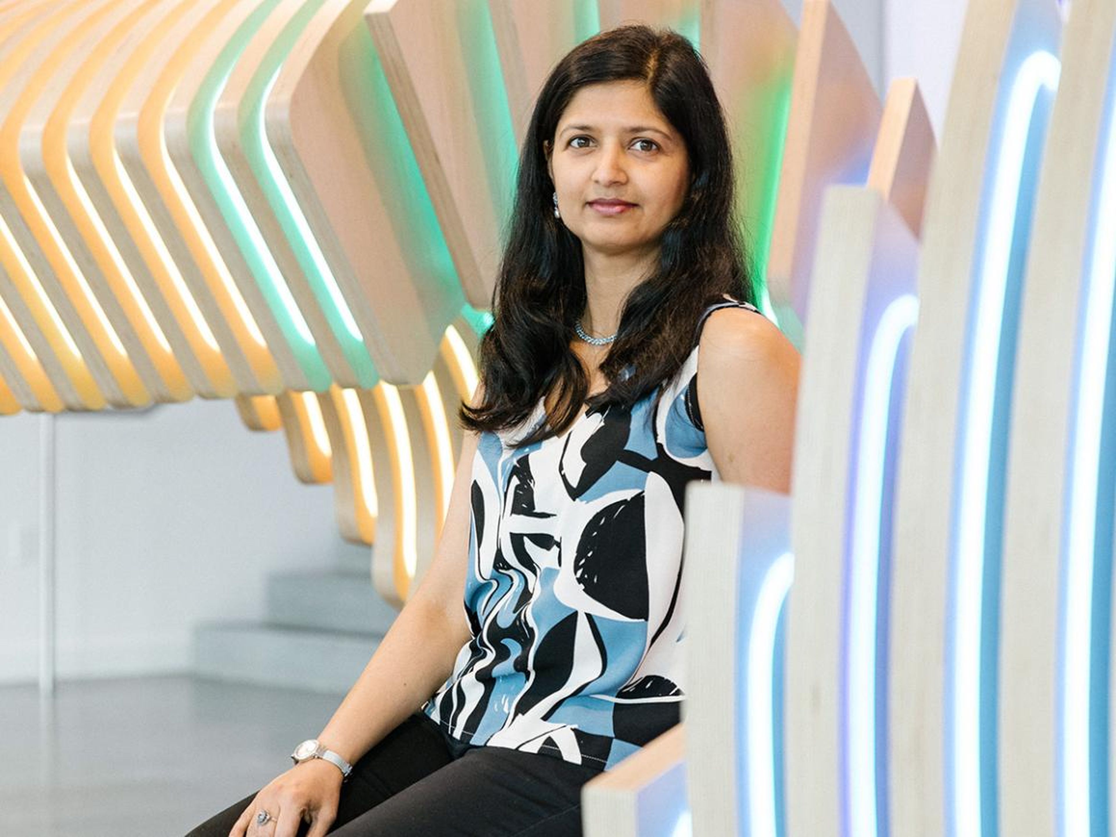 Aparna Sinha de Google está liderando el proyecto de software que está sacudiendo silenciosamente Silicon Valley