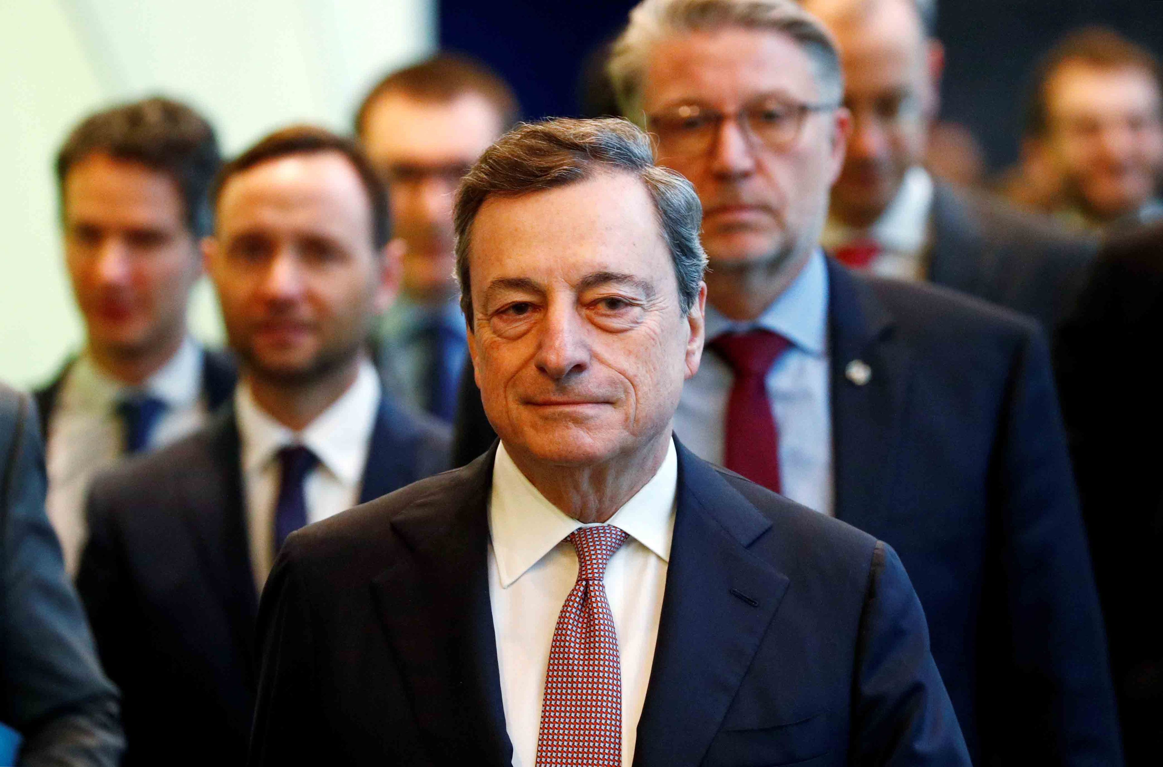 Mario Draghi es un economista italiano, presidente del Banco Central Europeo