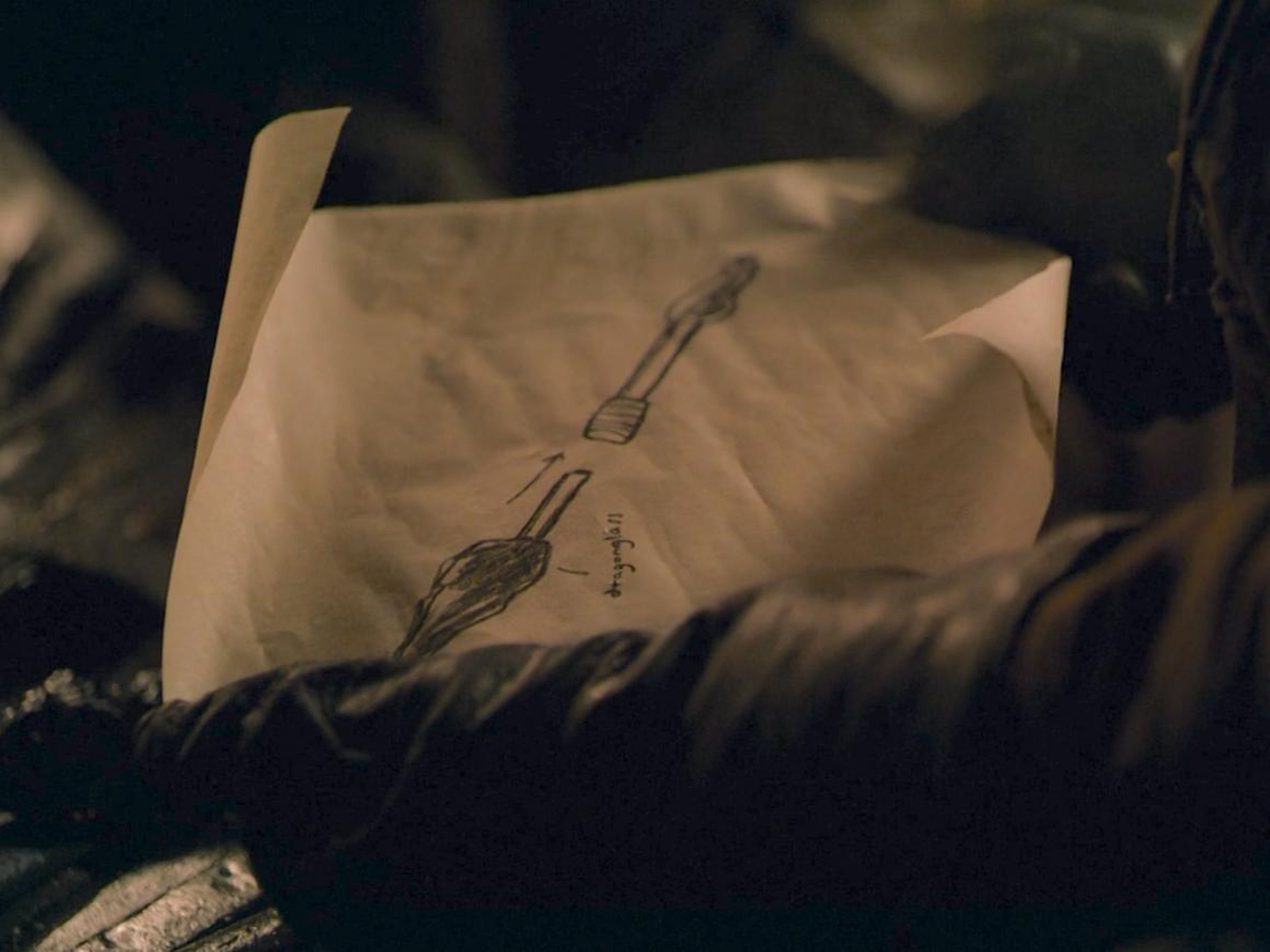 Here's the diagram of Arya's new weapon.