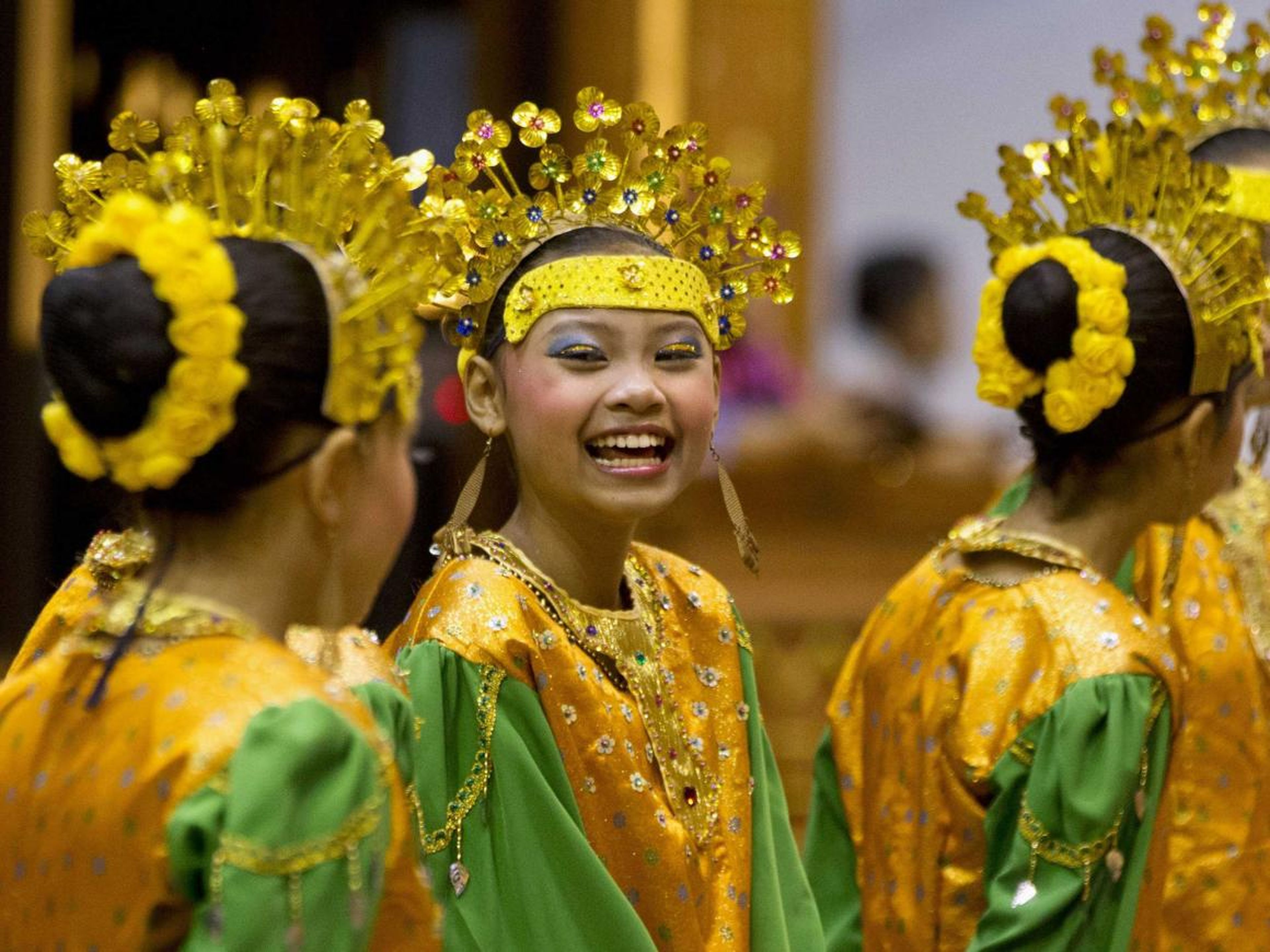 Малайзия бруней. Султанат Бруней. Бруней люди. Культура Малайзии. Малайзия люди.