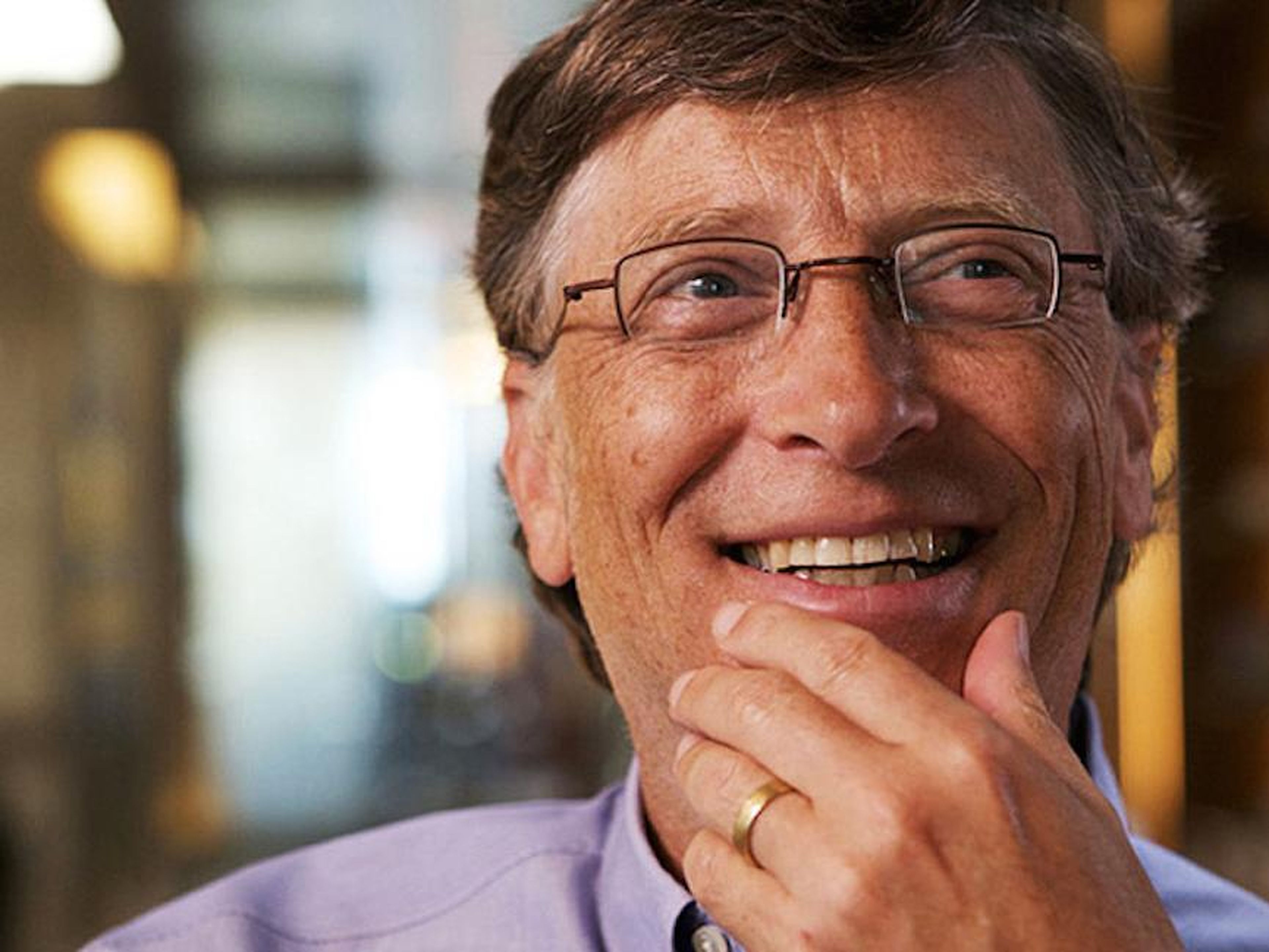 7. Gates es tan rico que un estadounidense promedio que gasta 1 dólar es similar a un Gates que gasta 1,06 millones de dólares.