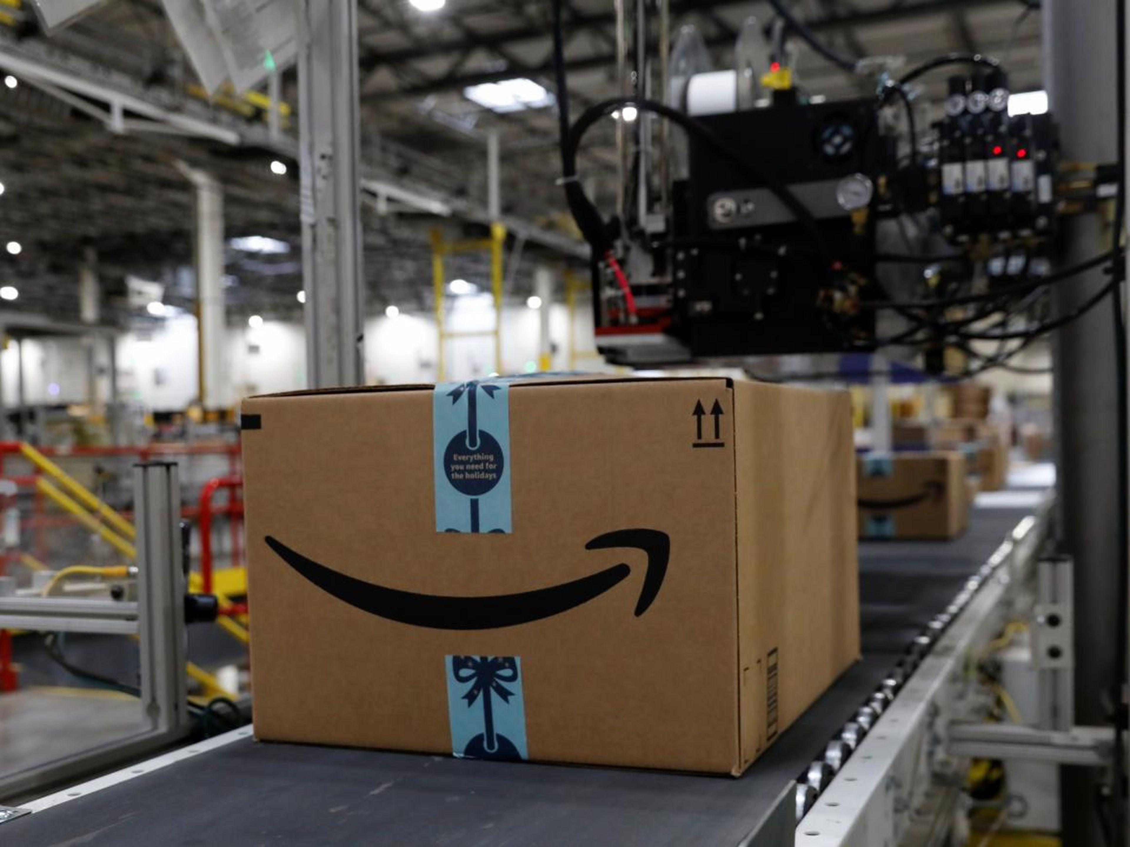 Amazon estaría destruyendo millones de productos no vendidos