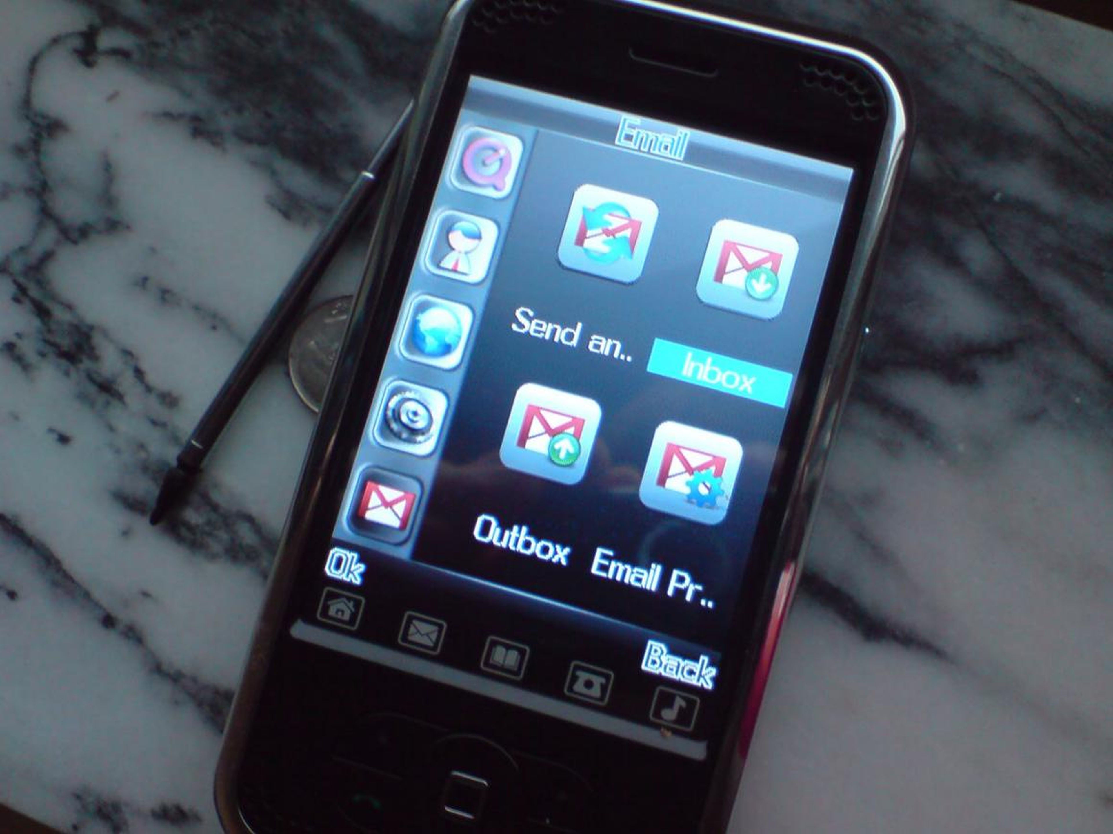 El primer SMS fue enviado el 3 de diciembre de 1992.