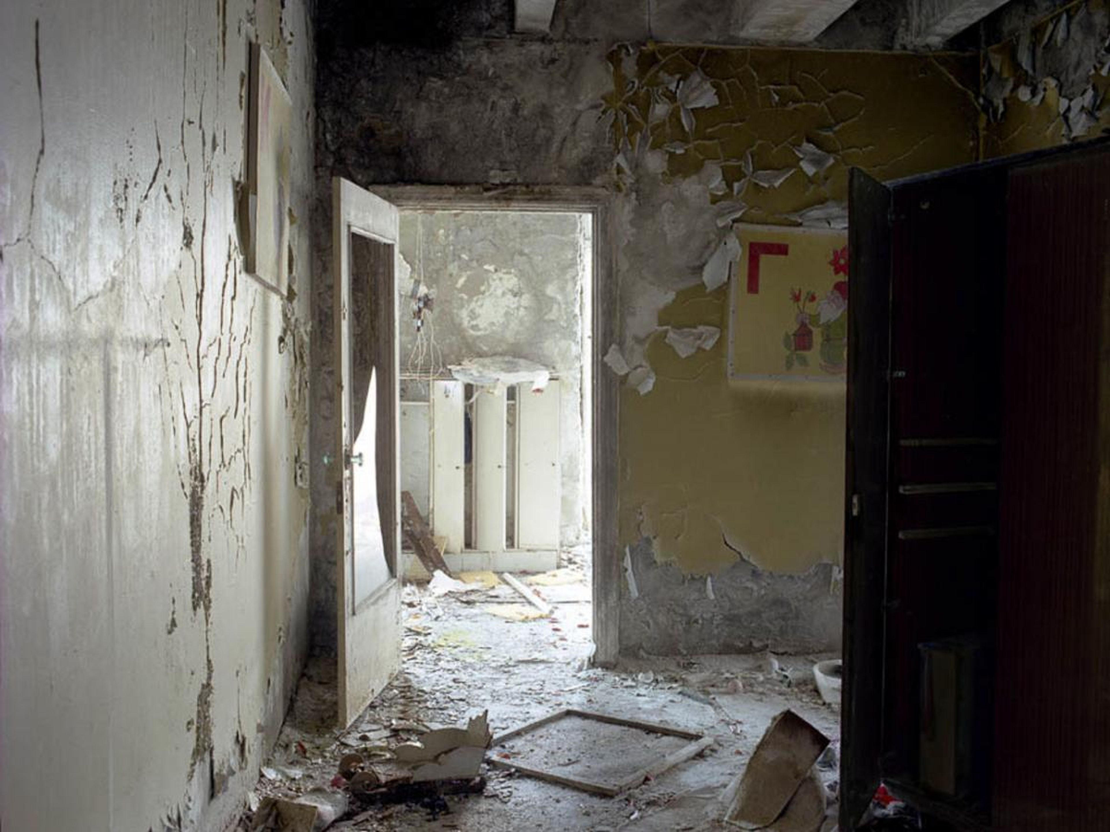 Habitación amarilla, Pripyat, 2005.