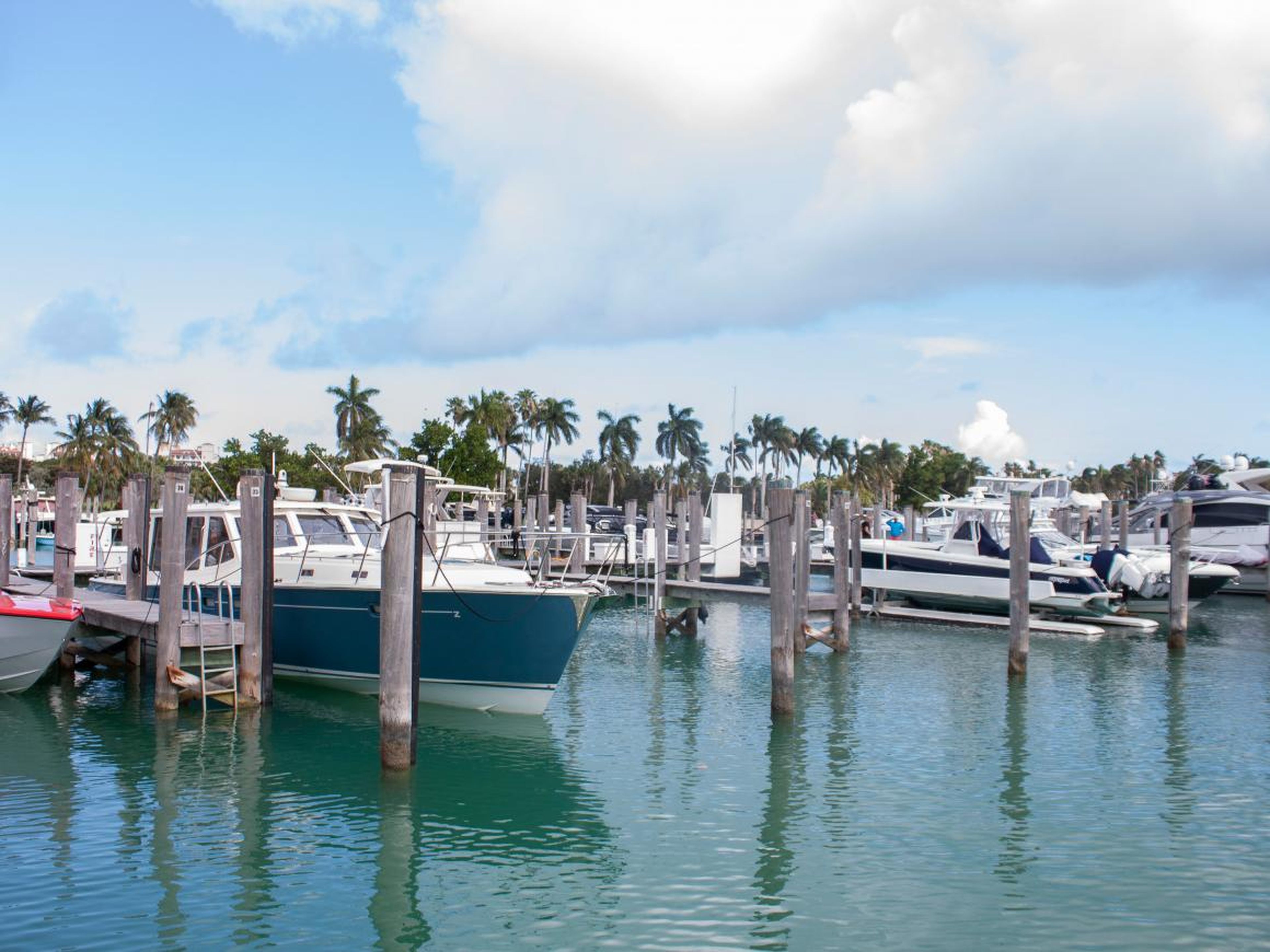 The island has two deep-water marinas that can accommodate luxury yachts up to 250 feet.