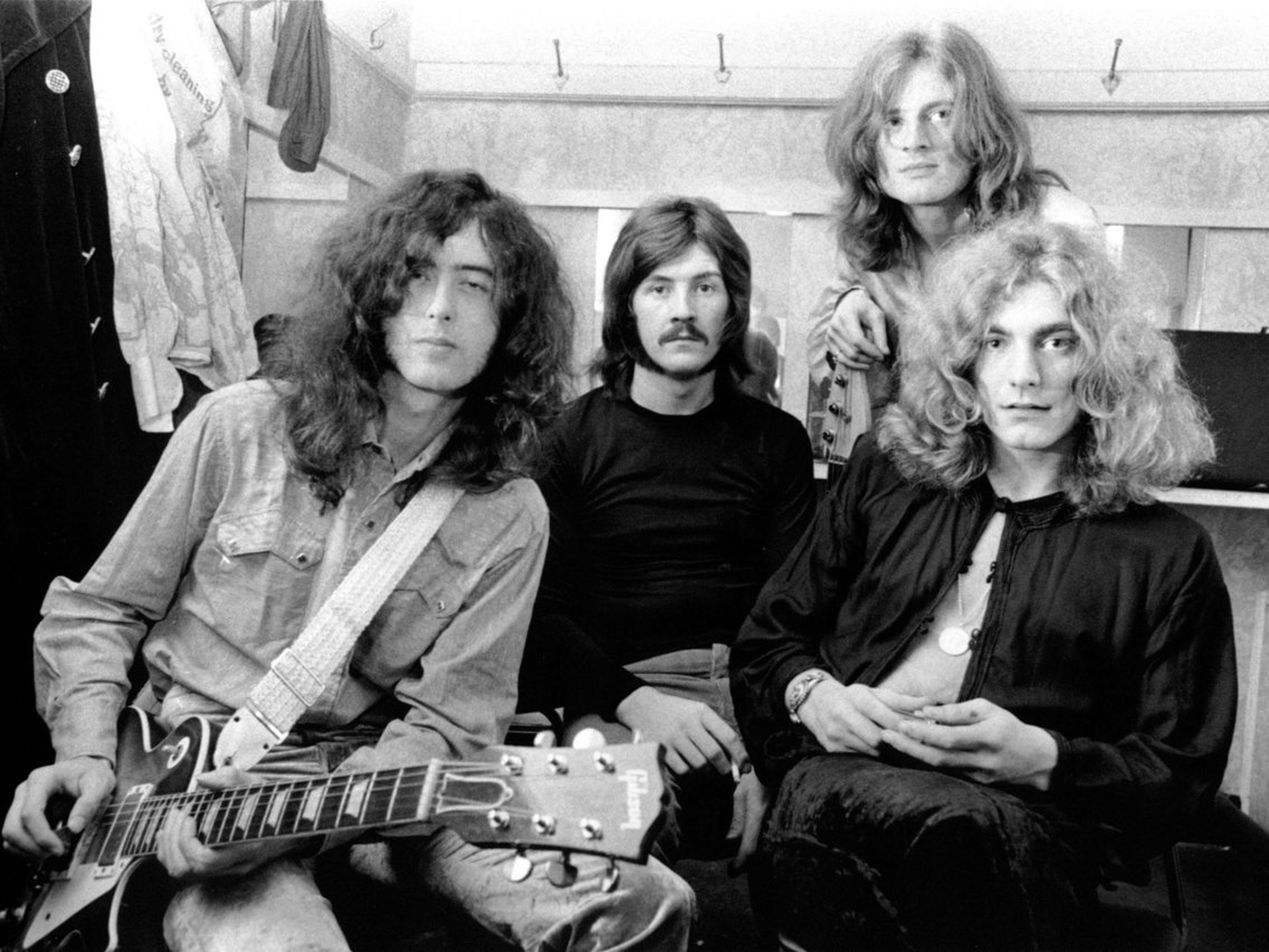 Led Zeppelin, desde la izquierda, Jimmy Page, John Bonham, John Paul Jones, y Robert Plant, en 1969.