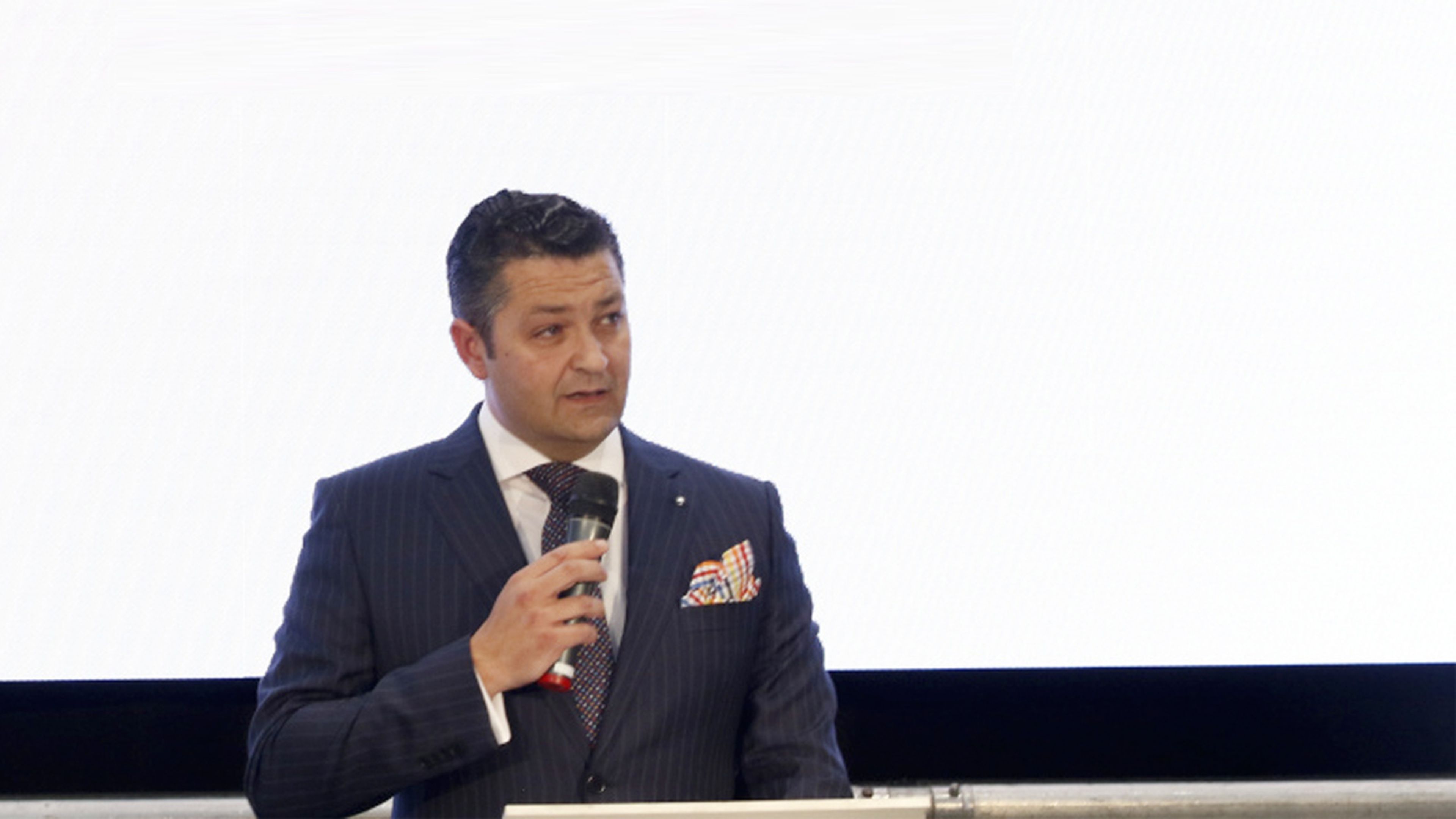Luis Miguel García, director gerente de BMW Lurauto, durante la presentación de su concesionario en Leoia (Vizcaya).