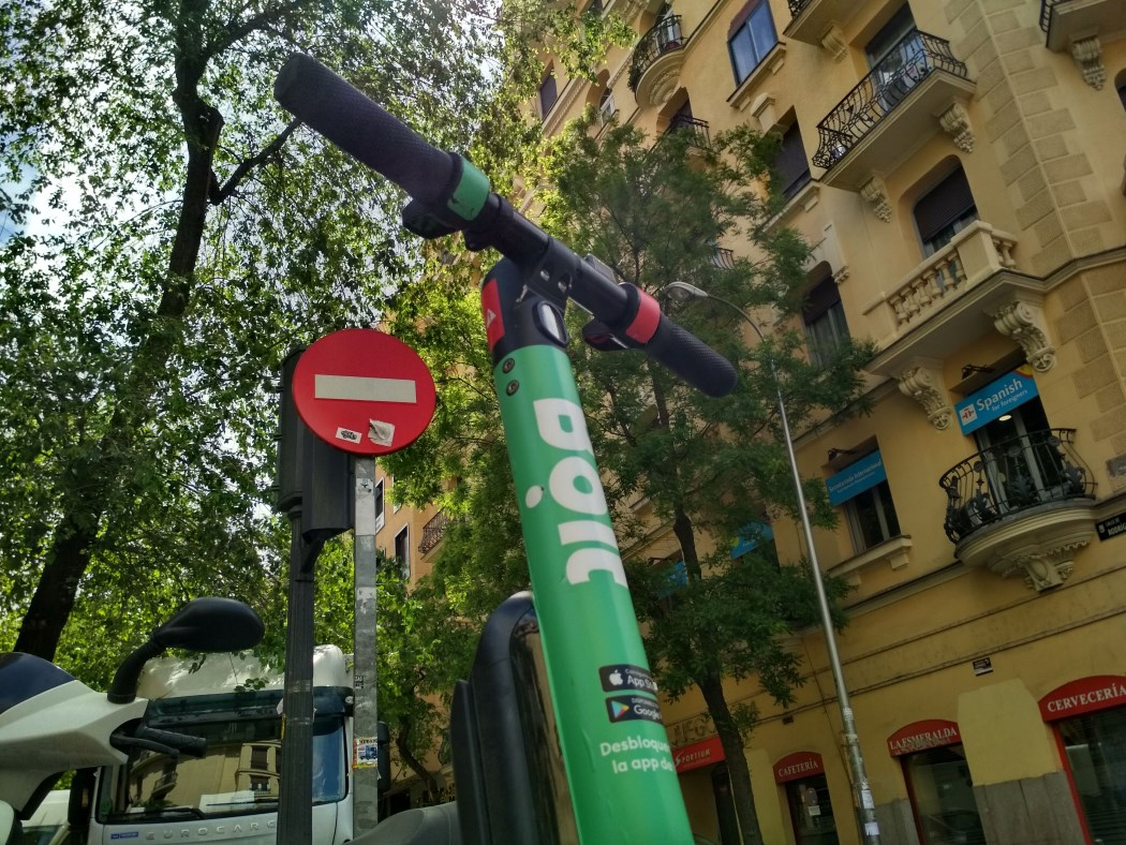 Patinete eléctrico de Bolt en Madrid.