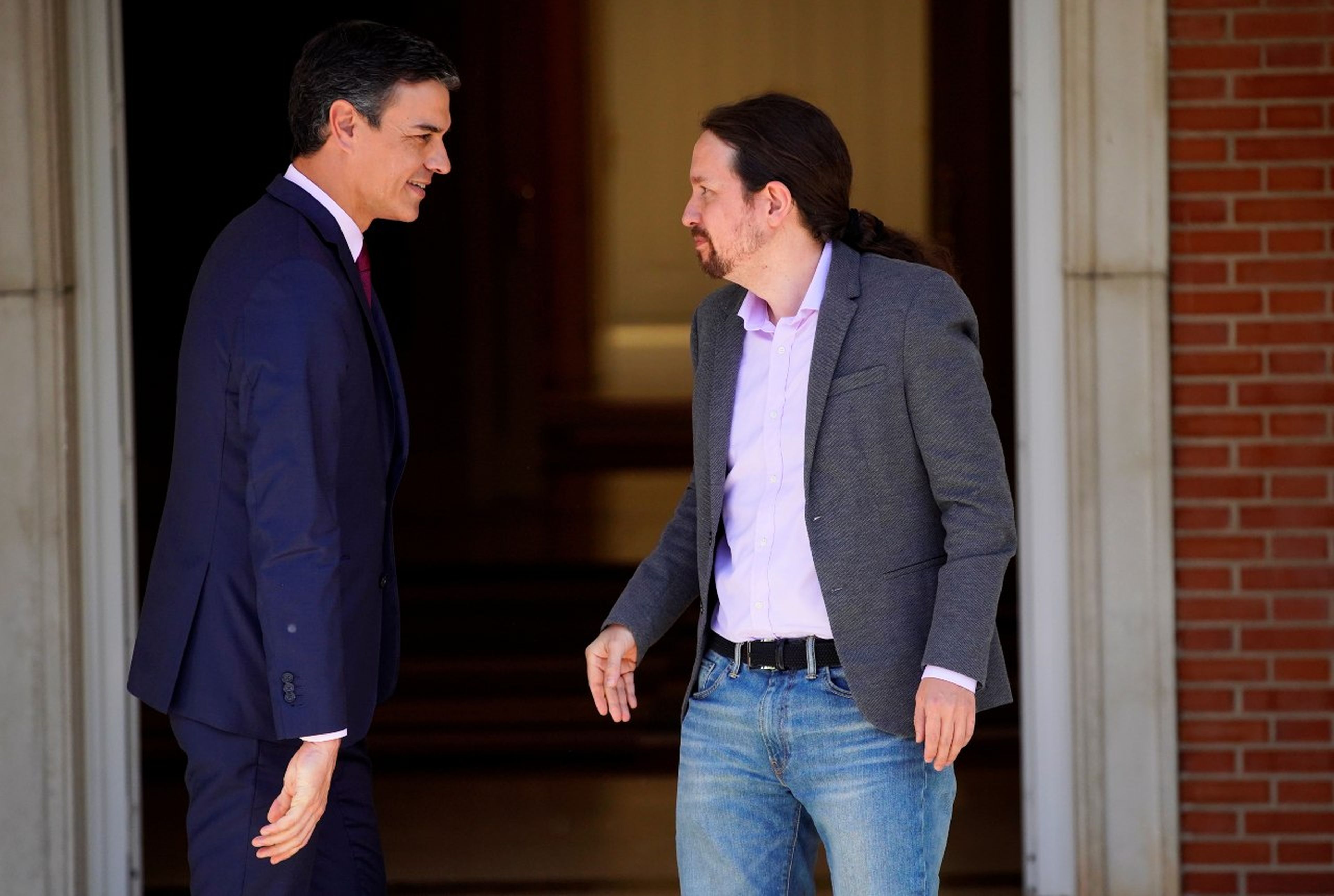 Pedro Sánchez y Pablo Iglesias en el Palacio de La Moncloa