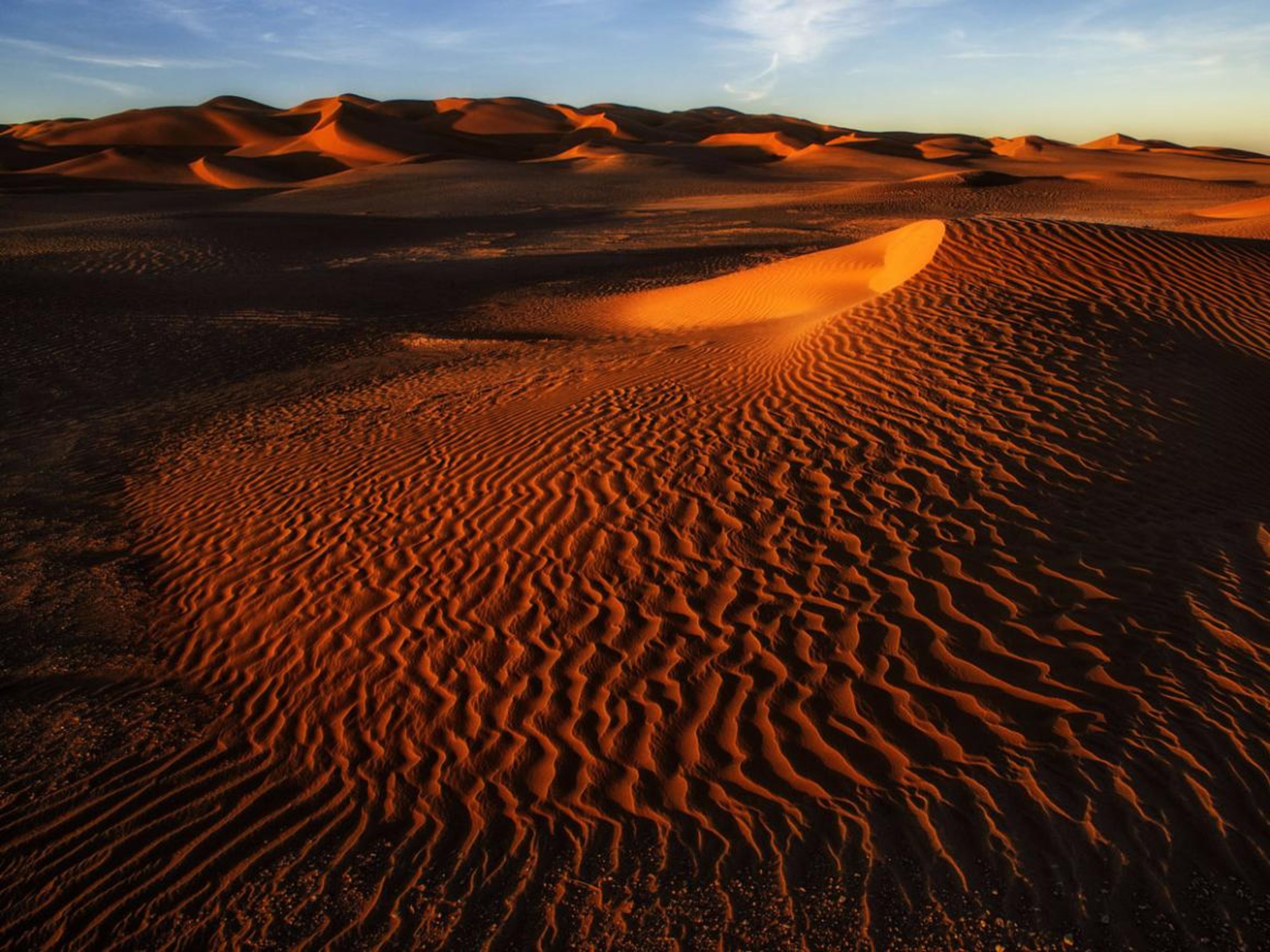 Este desierto es el planeta Jakku, donde creció Rey.