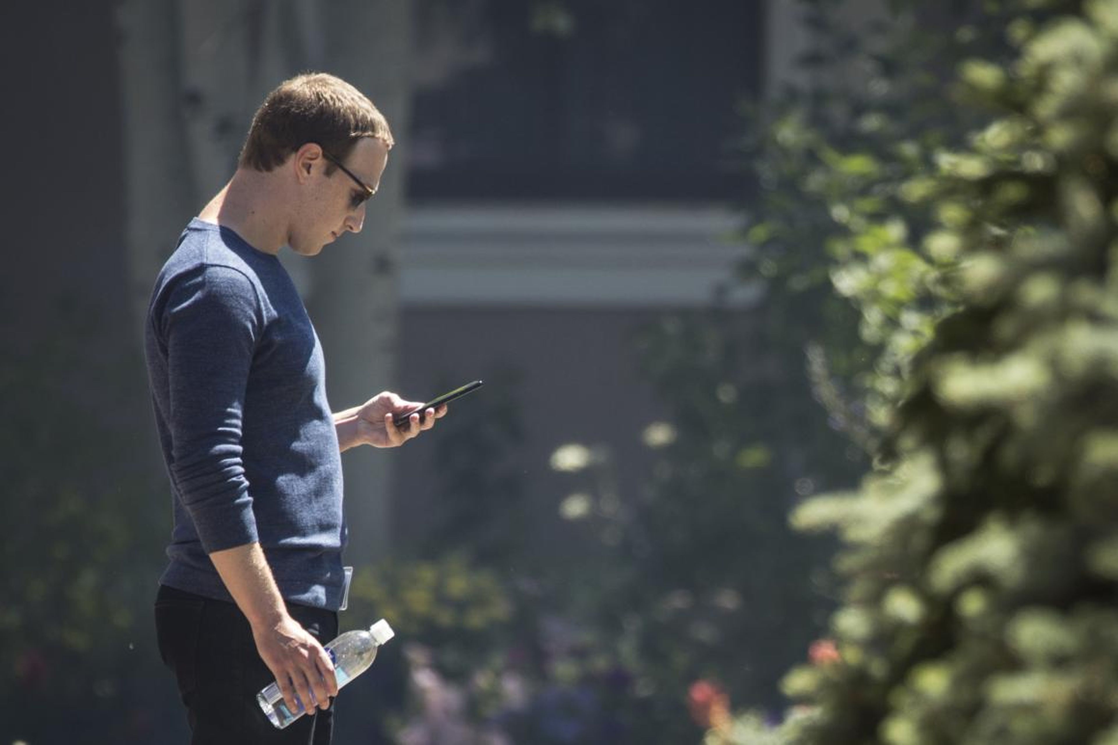 There's a wildly popular conspiracy theory that Facebook listens to your private phone calls, and no matter what the tech giant says, people just aren't convinced it's not true