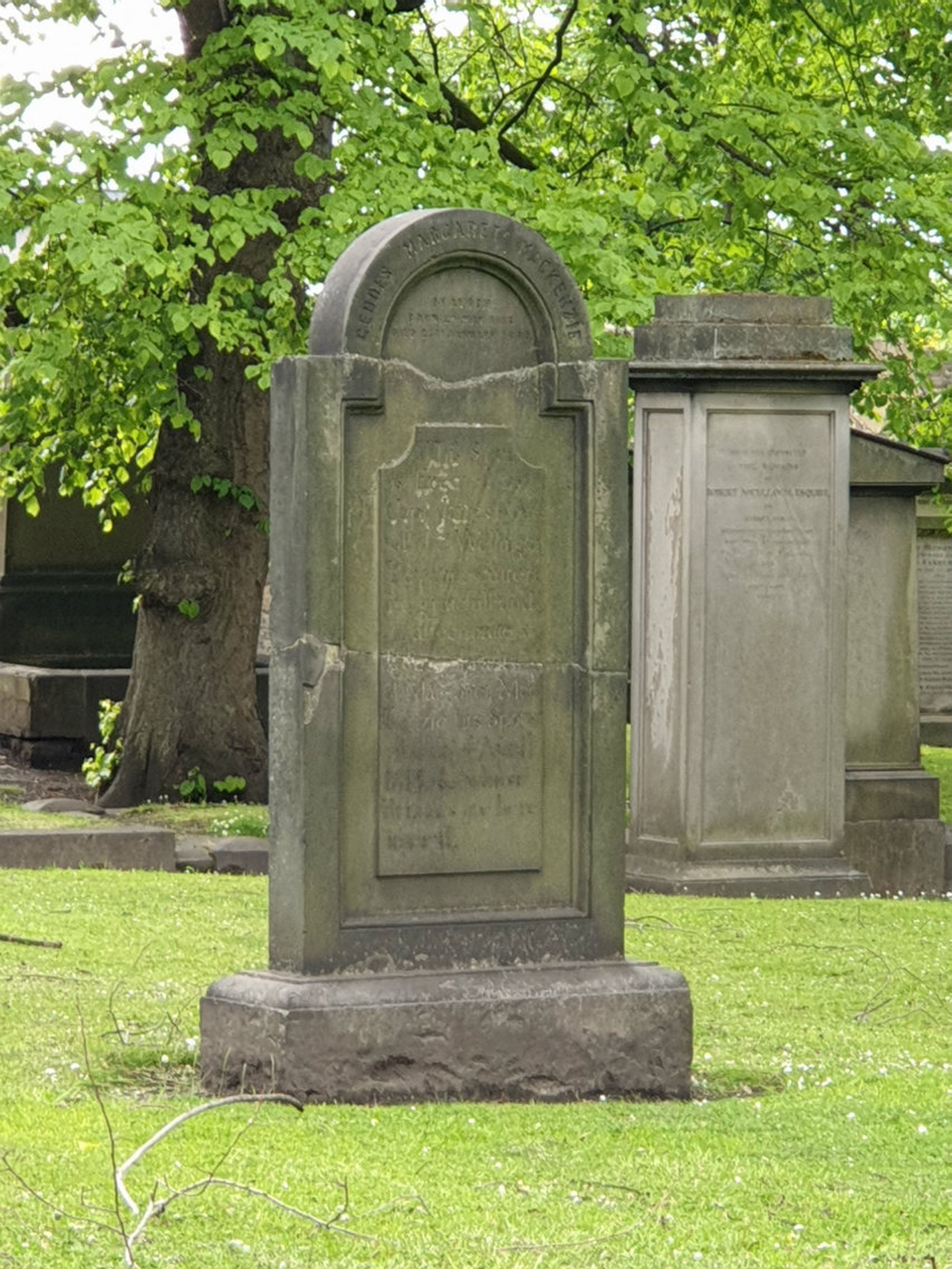 La tumba de uno de los miembros del clan Mackenzie en el cementerio de Greyfriars