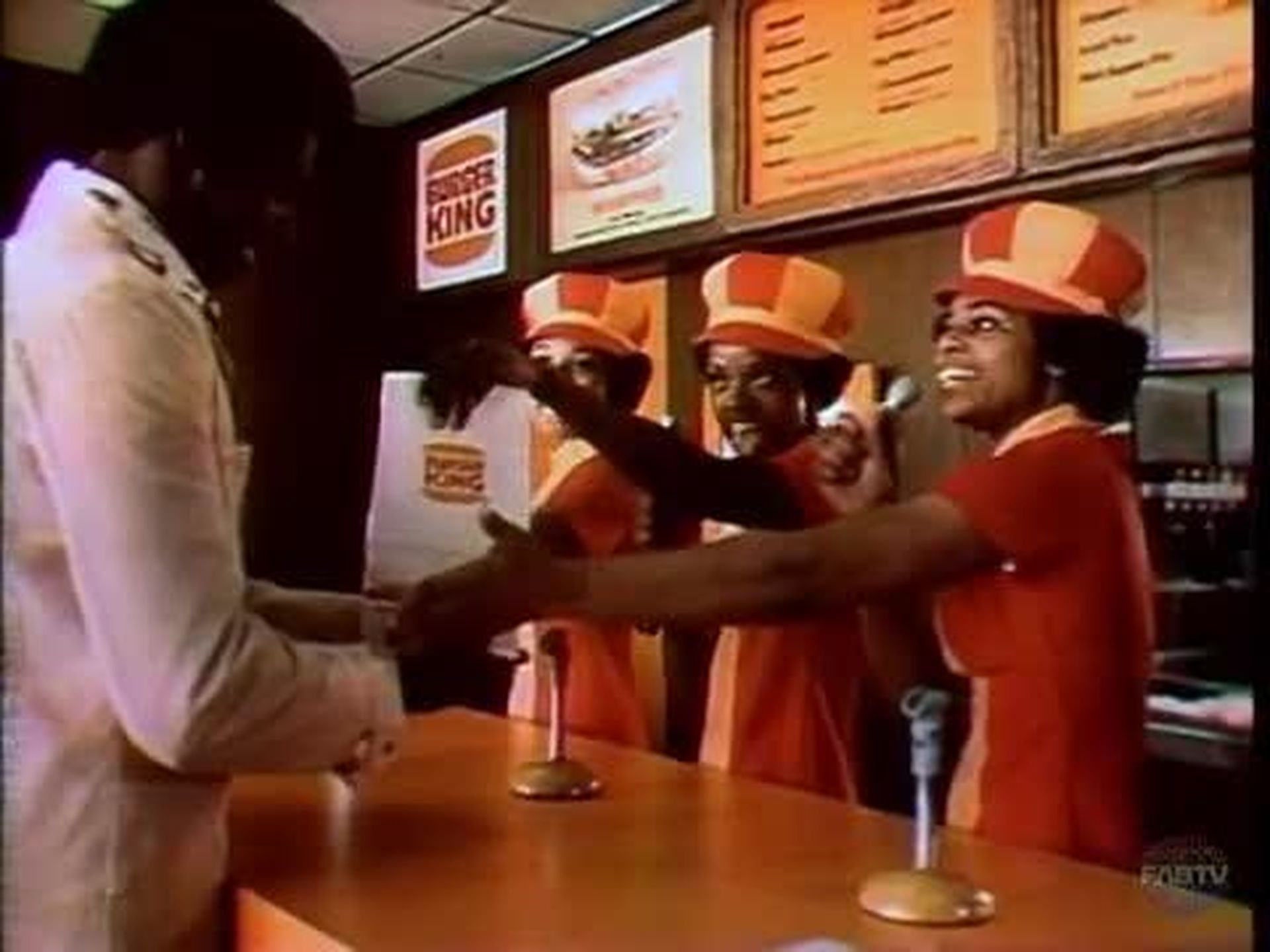 Los uniformes de Burger King muestran su evolución en el tiempo