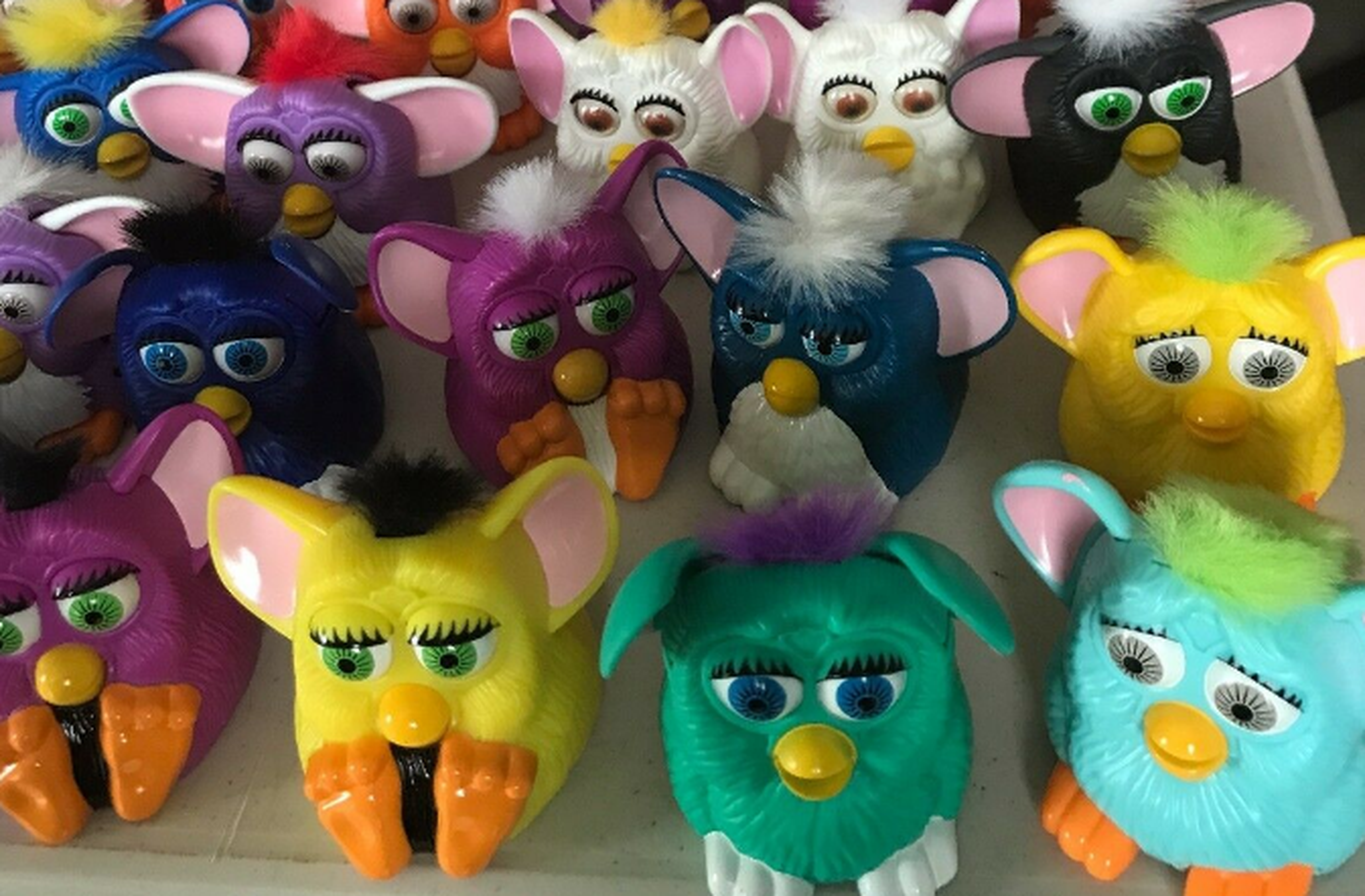 Muñecos Furby que protagonizaron una de las cientos de campañas de Happy Meal.