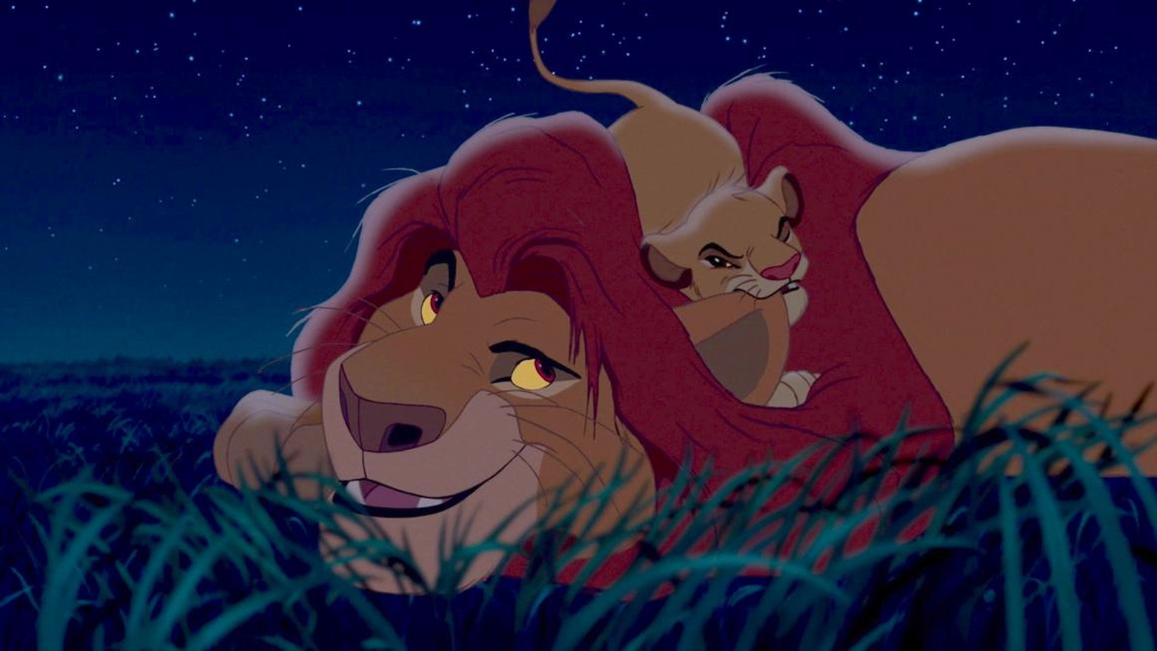 Simba tira de la oreja de su padre varias veces en la película.