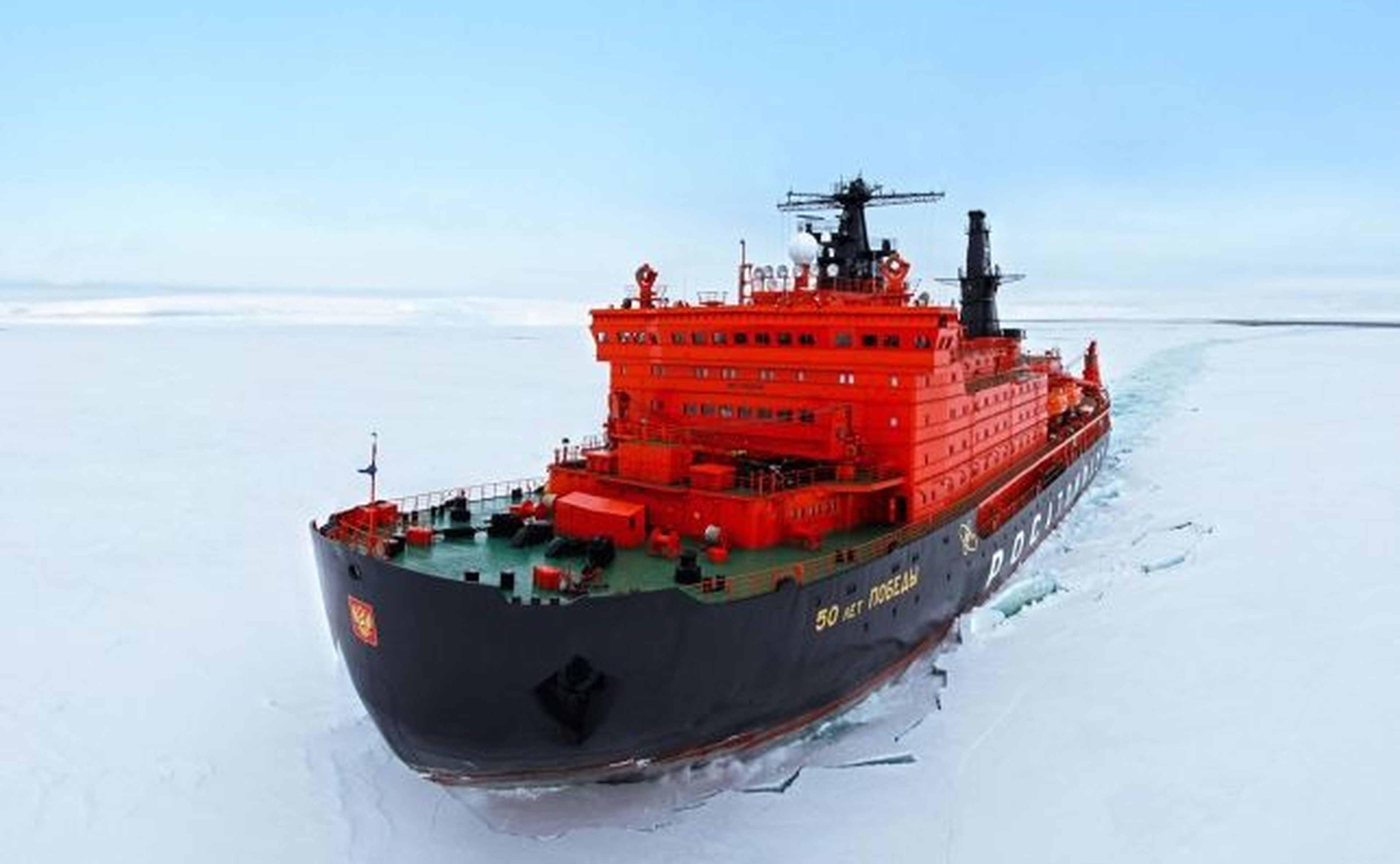 El barco es capaz de romper hielos de tres metros de grosor.