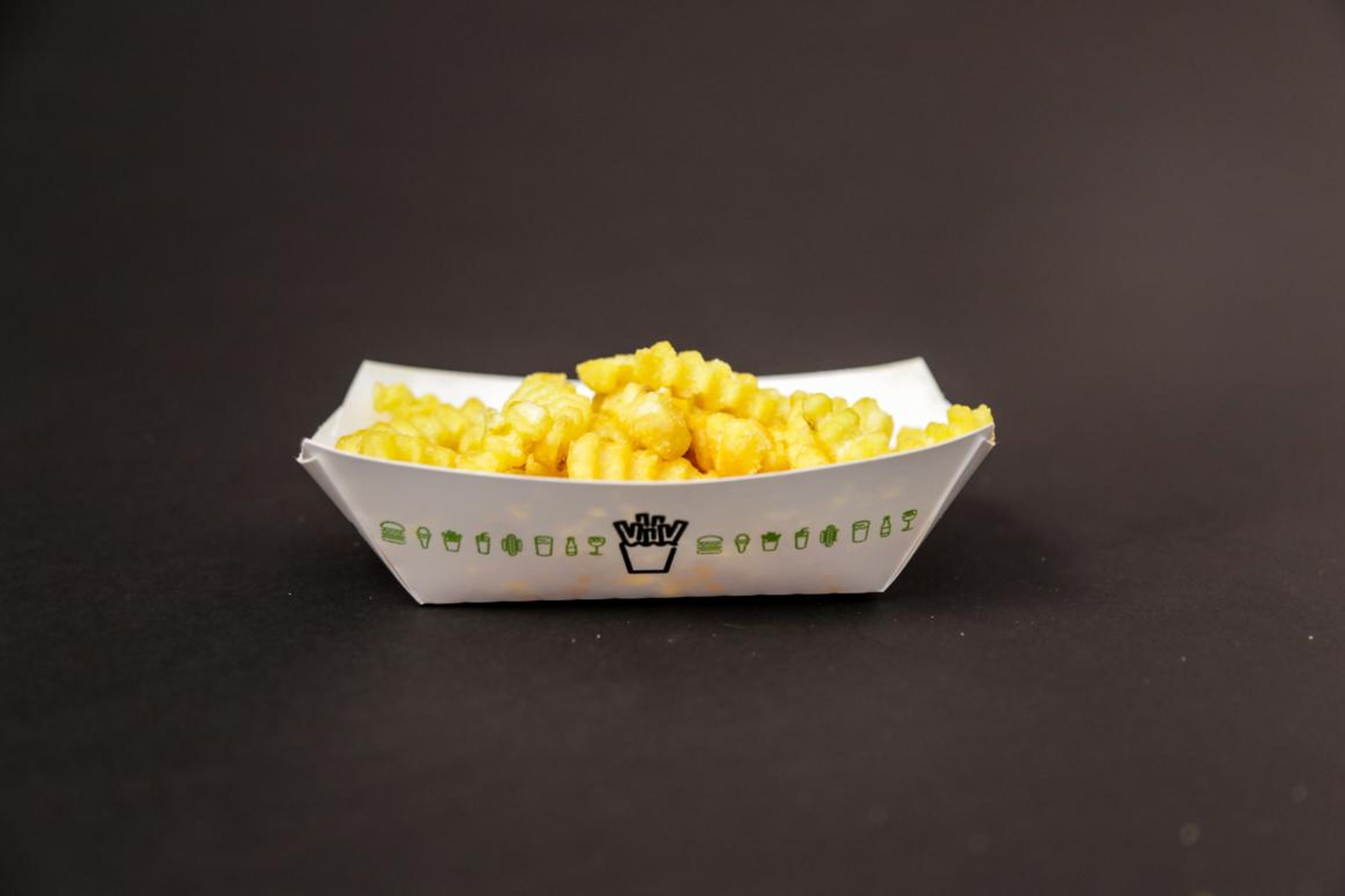 Crinkle-cut-fry skeptics are many and their voices loud, but Shake Shack's crinkle-cut fries don't care. They simply plug their ears and refuse to listen.