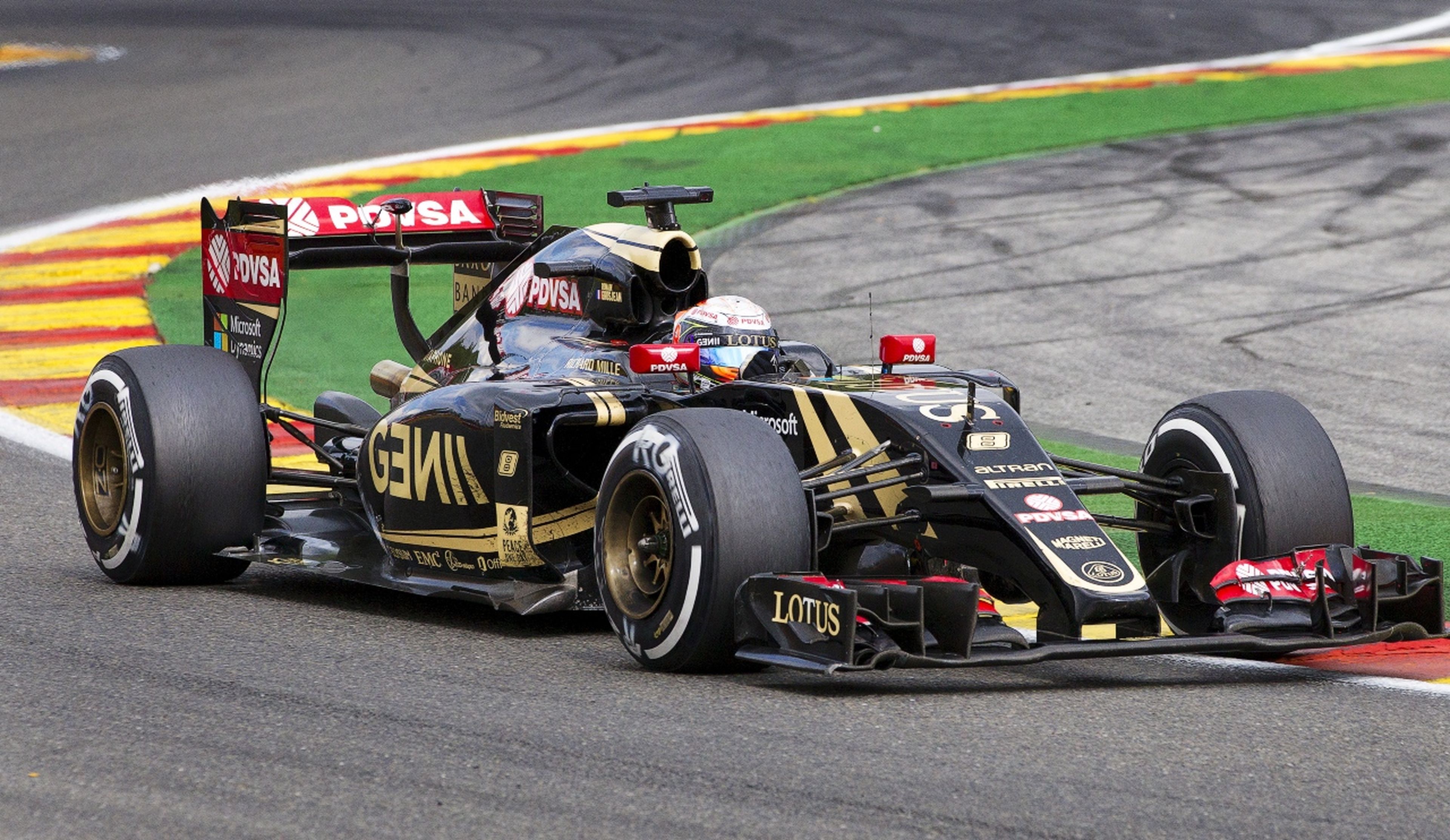 El piloto Romain Grosjean en un monoplaza de Lotus