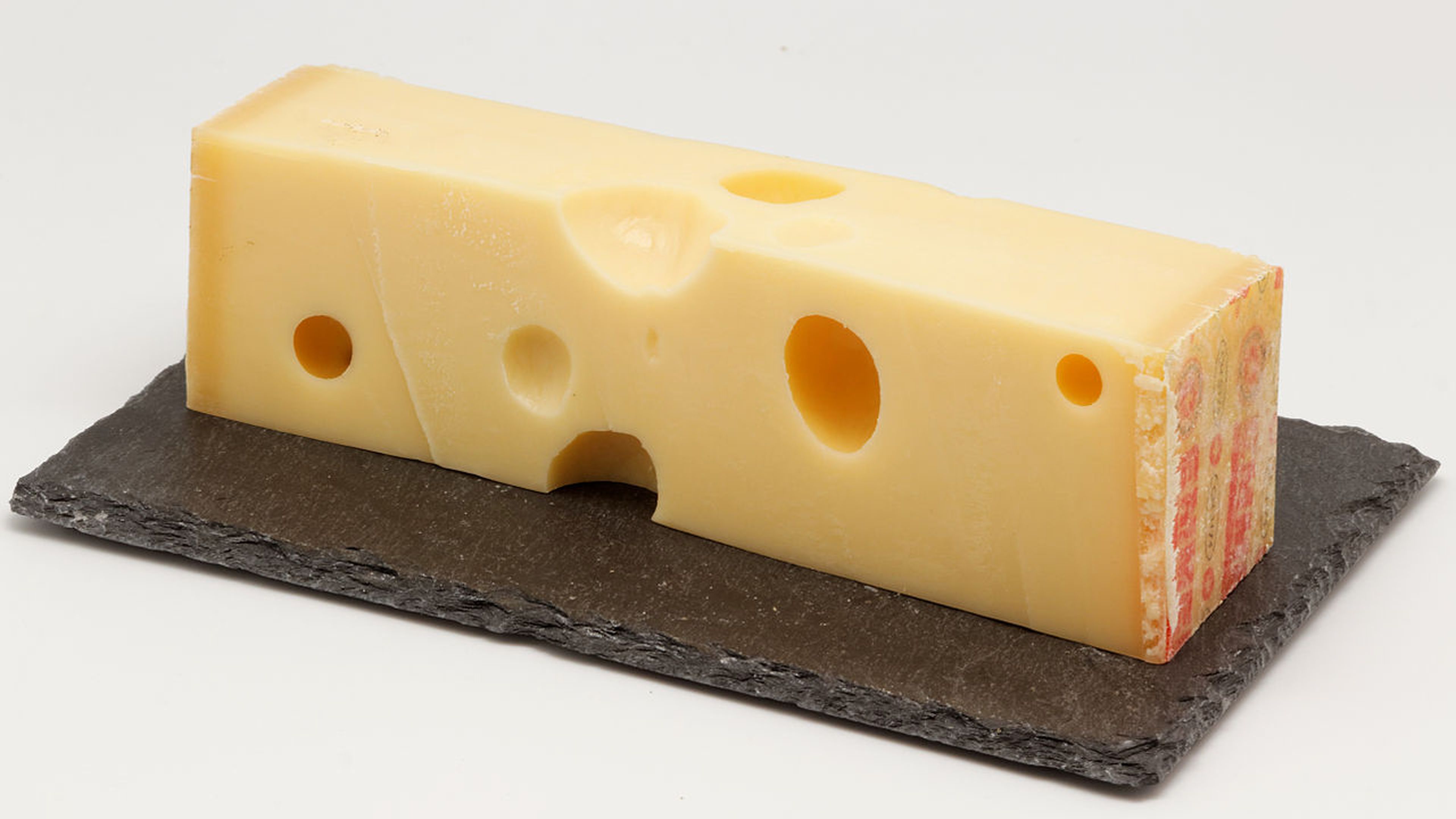 queso suizo de vaca para fondue elaborado con leche pasteurizada
