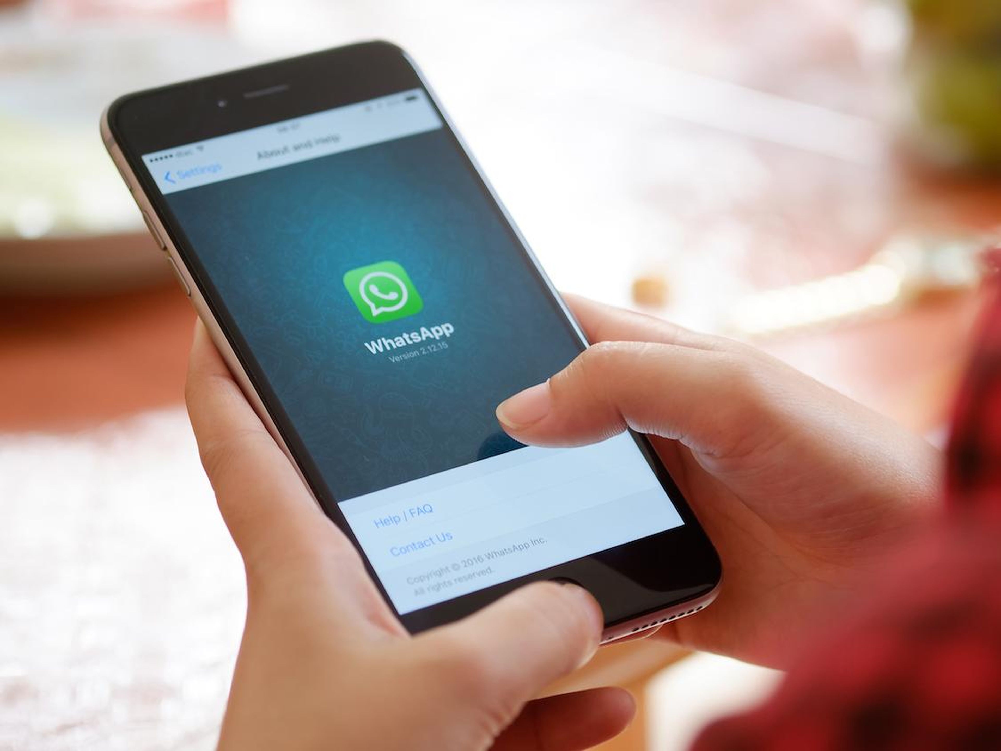 Symantec ha encontrado un fallo en WhatsApp y Telegram.