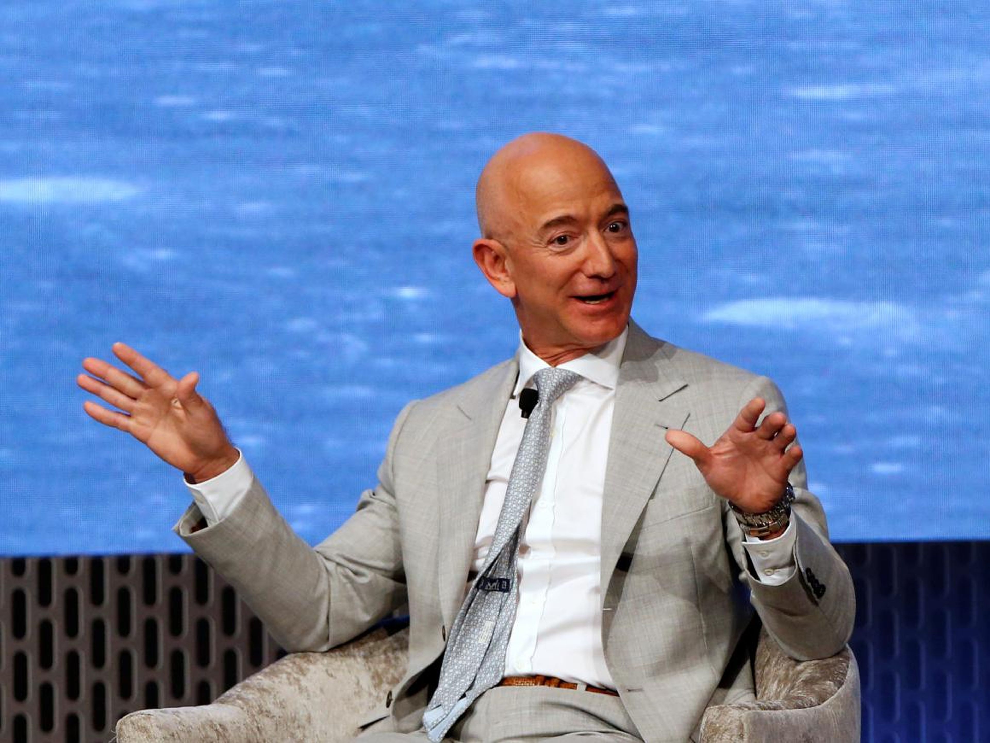El CEO de Amazon, Jeff Bezos, siempre ha estado obsesionado con la velocidad.