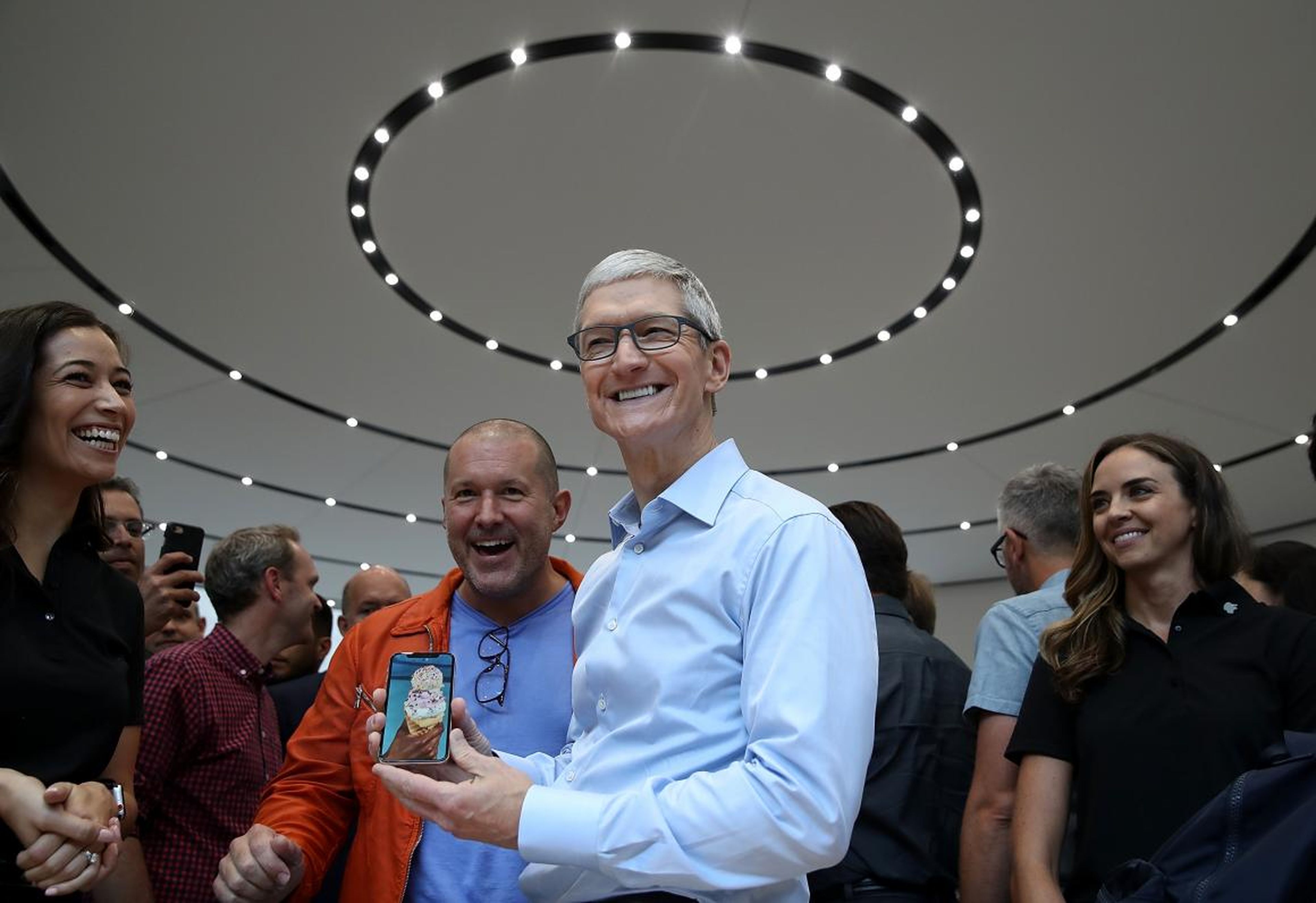 El primer dispositivo plegable de Apple llegaría en 2021, pero no sería un iPhone.