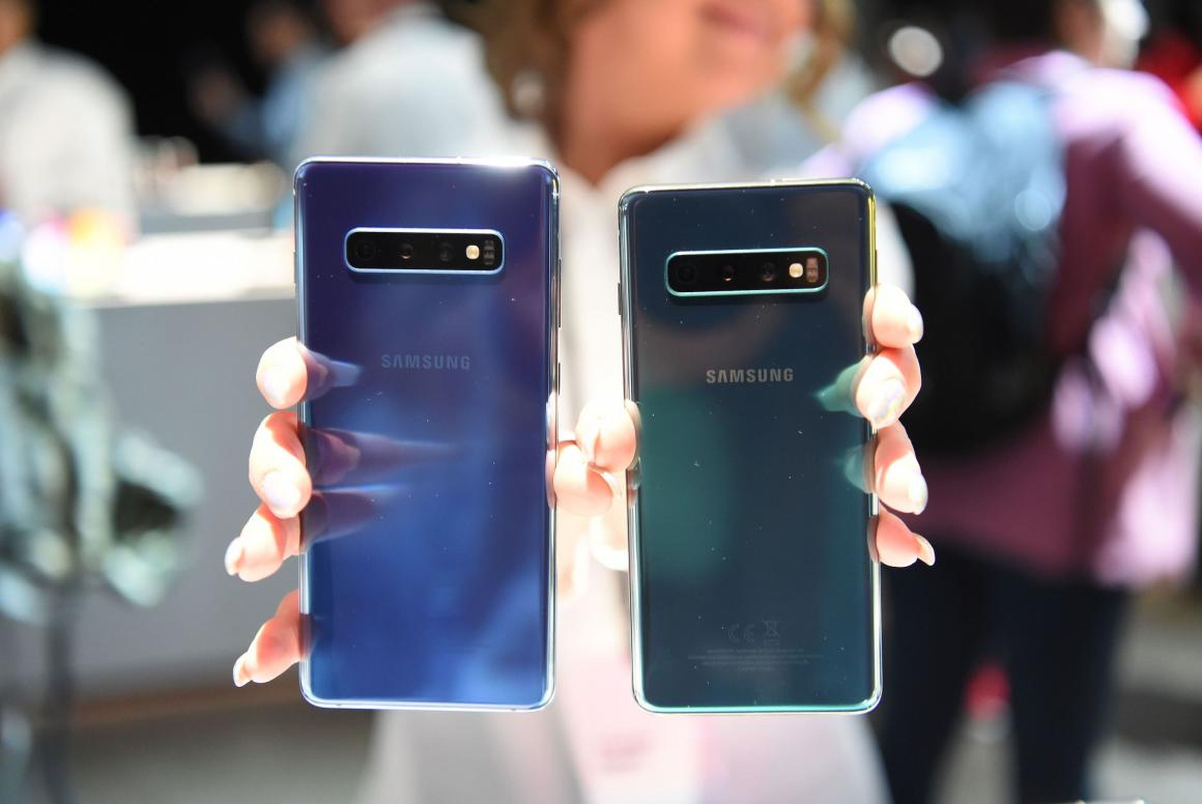Back in March, my colleague Tony Villas-Boas reviewed Samsung's Galaxy S10. He said its "ultrawide" camera lens was the one feature that helped it stand out among the dozens of other Android smartphones out there.