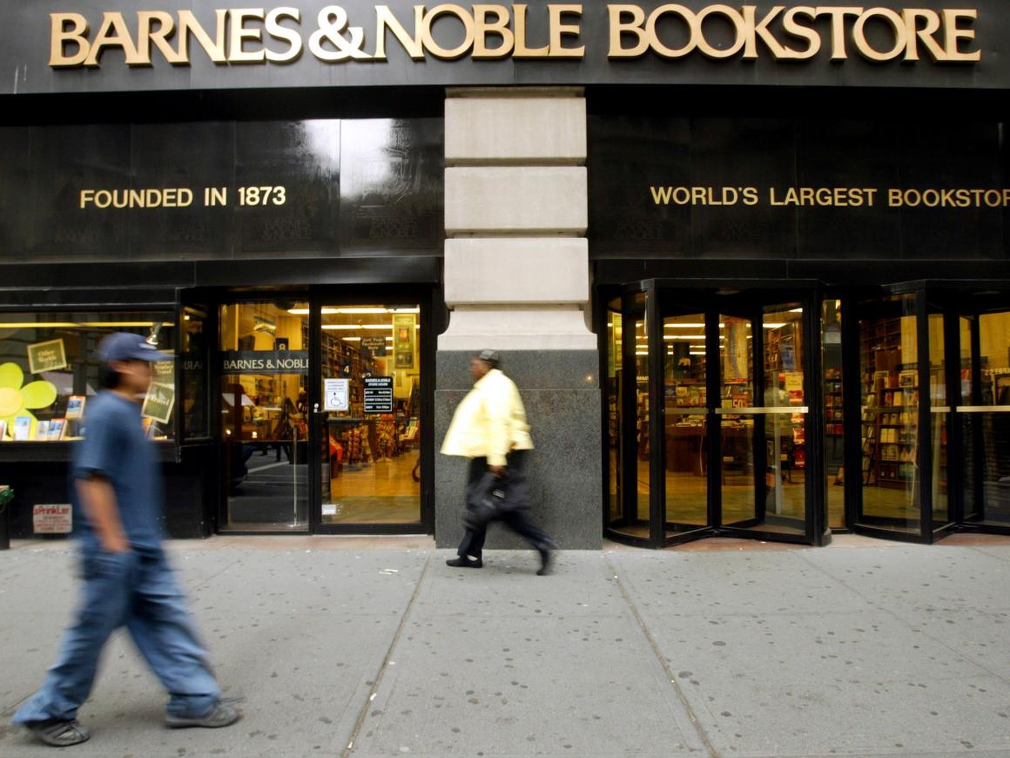 Barnes and Noble on Fifth Avenue in 2005.