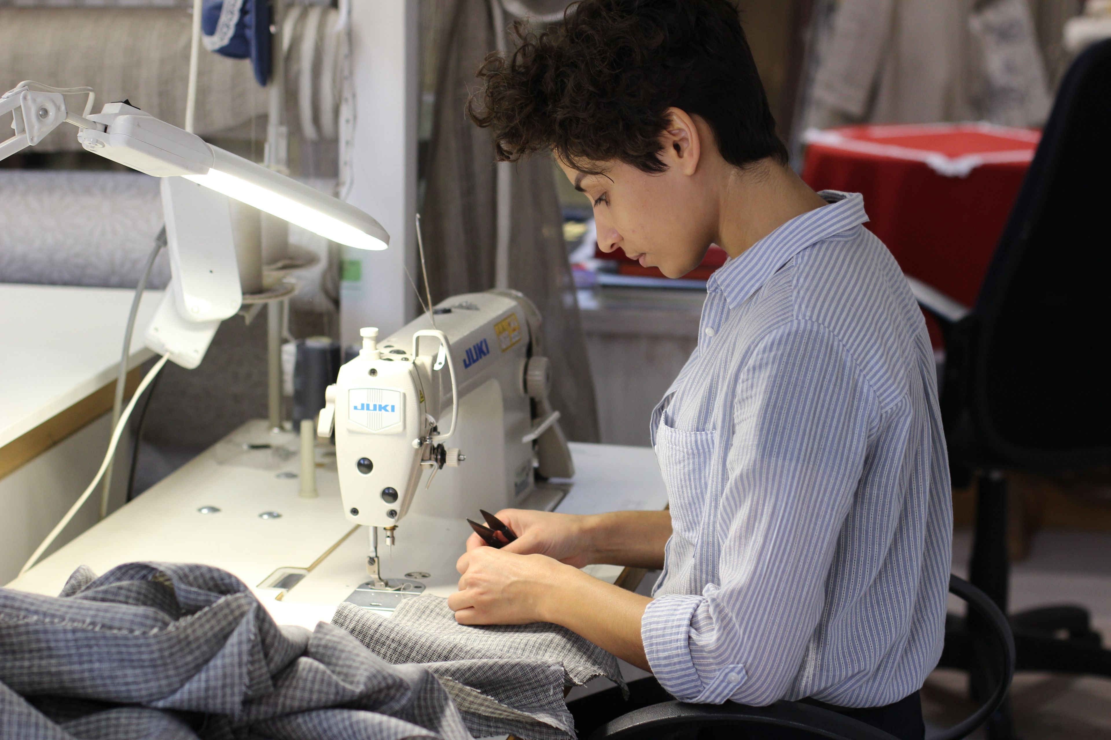 impermeable Línea del sitio Duplicación Guía de compra de máquina de coser: qué debes saber antes de comprar una |  Business Insider España