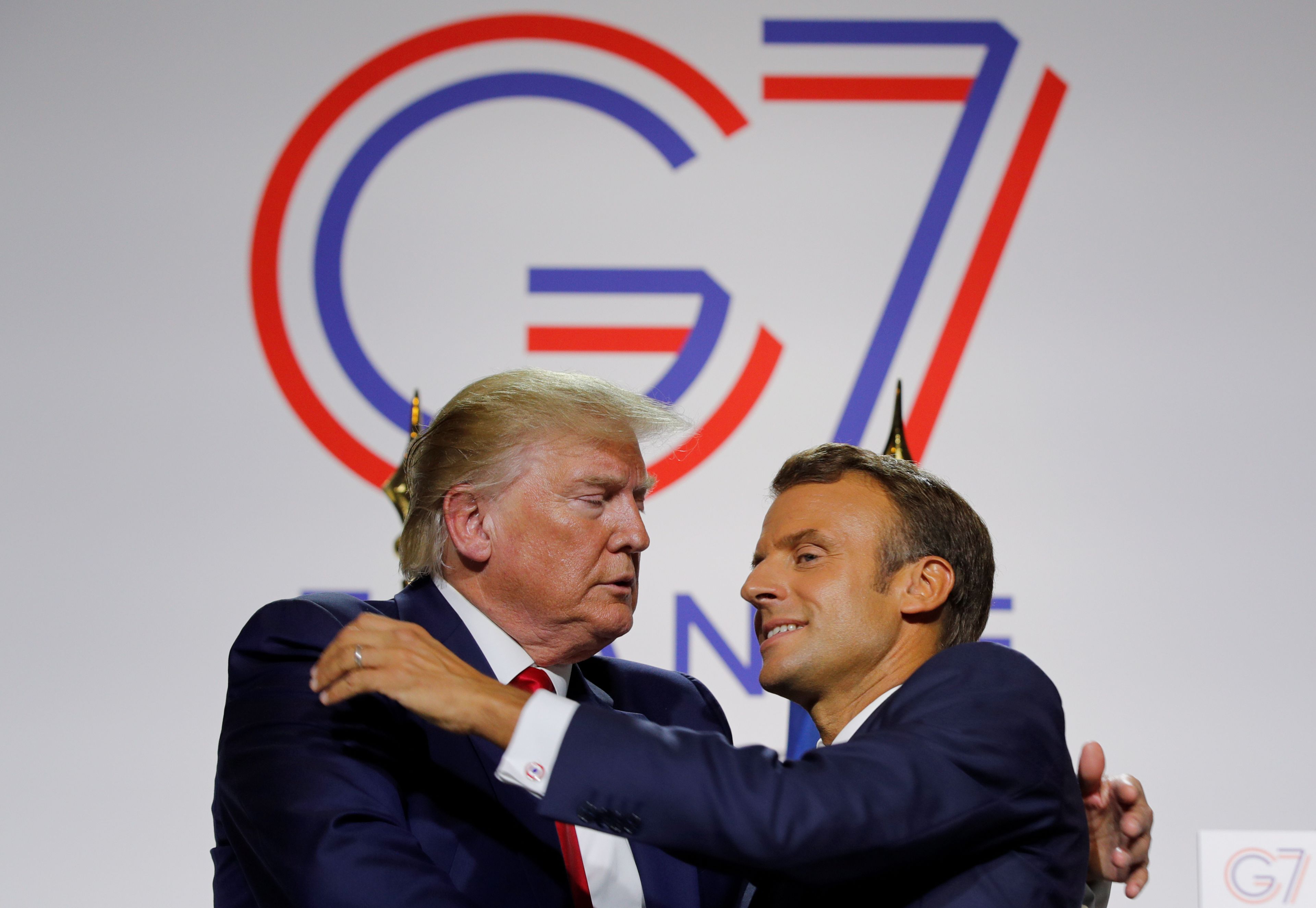 Donald Trump, presidente de los Estados Unidos, y Emmanuel Macron, presidente de Francia, durante su comparecencia en la cumbre del G7 en Biarritz.