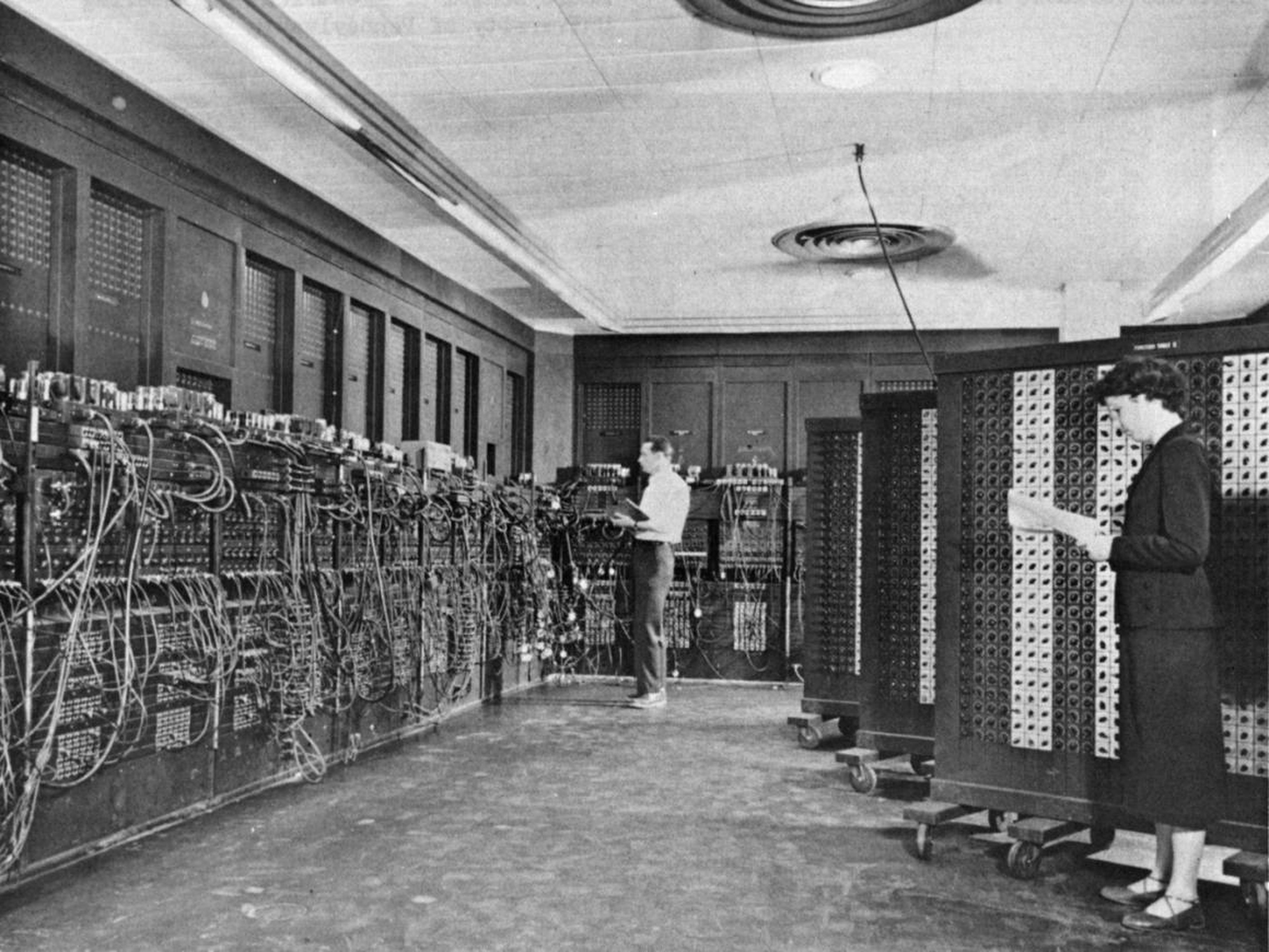Ordenador ENIAC alrededor de 1947.