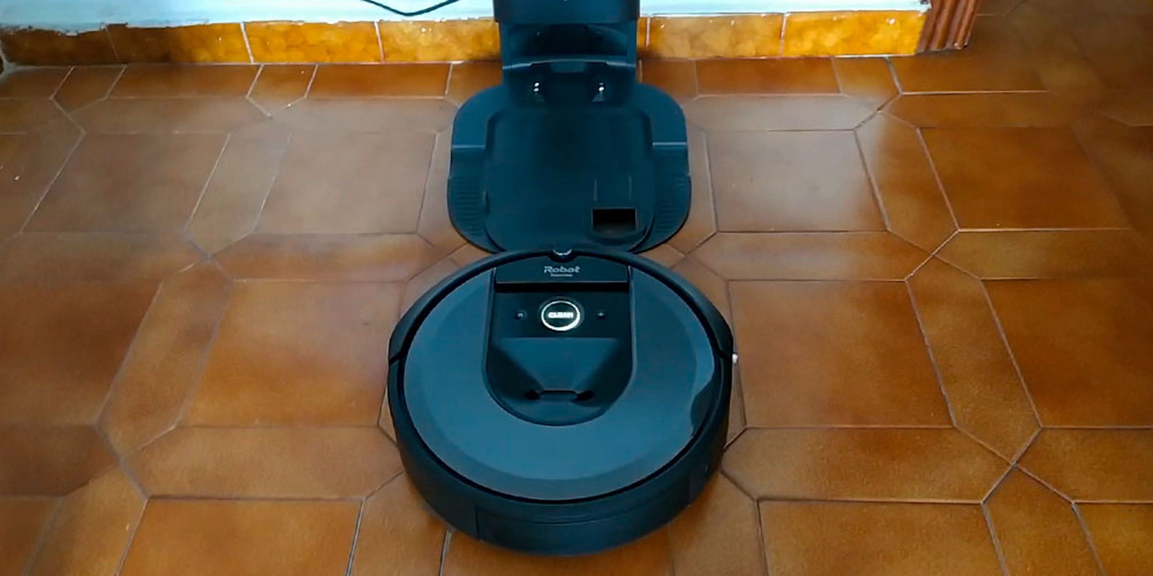 iRobot i7+ de Roomba se trata del mejor robot aspirador de la marca