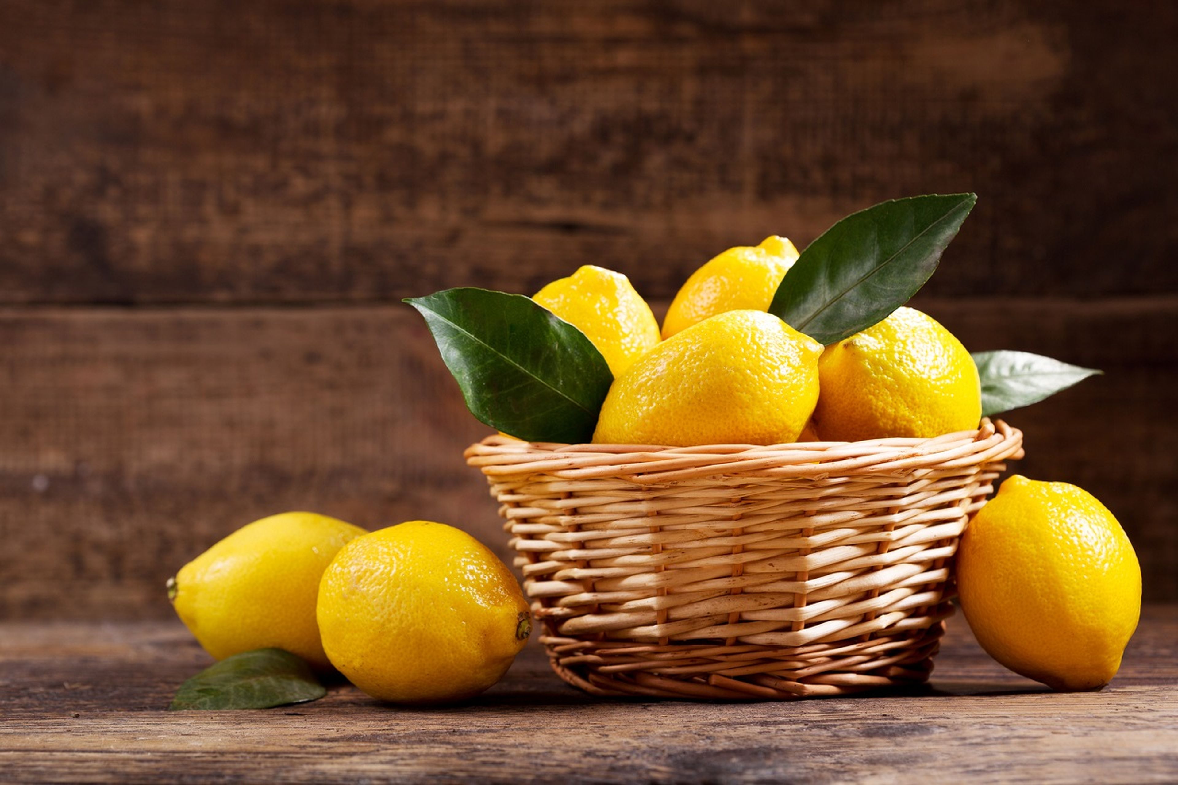 limón es un remedio natural contra los mosquitos