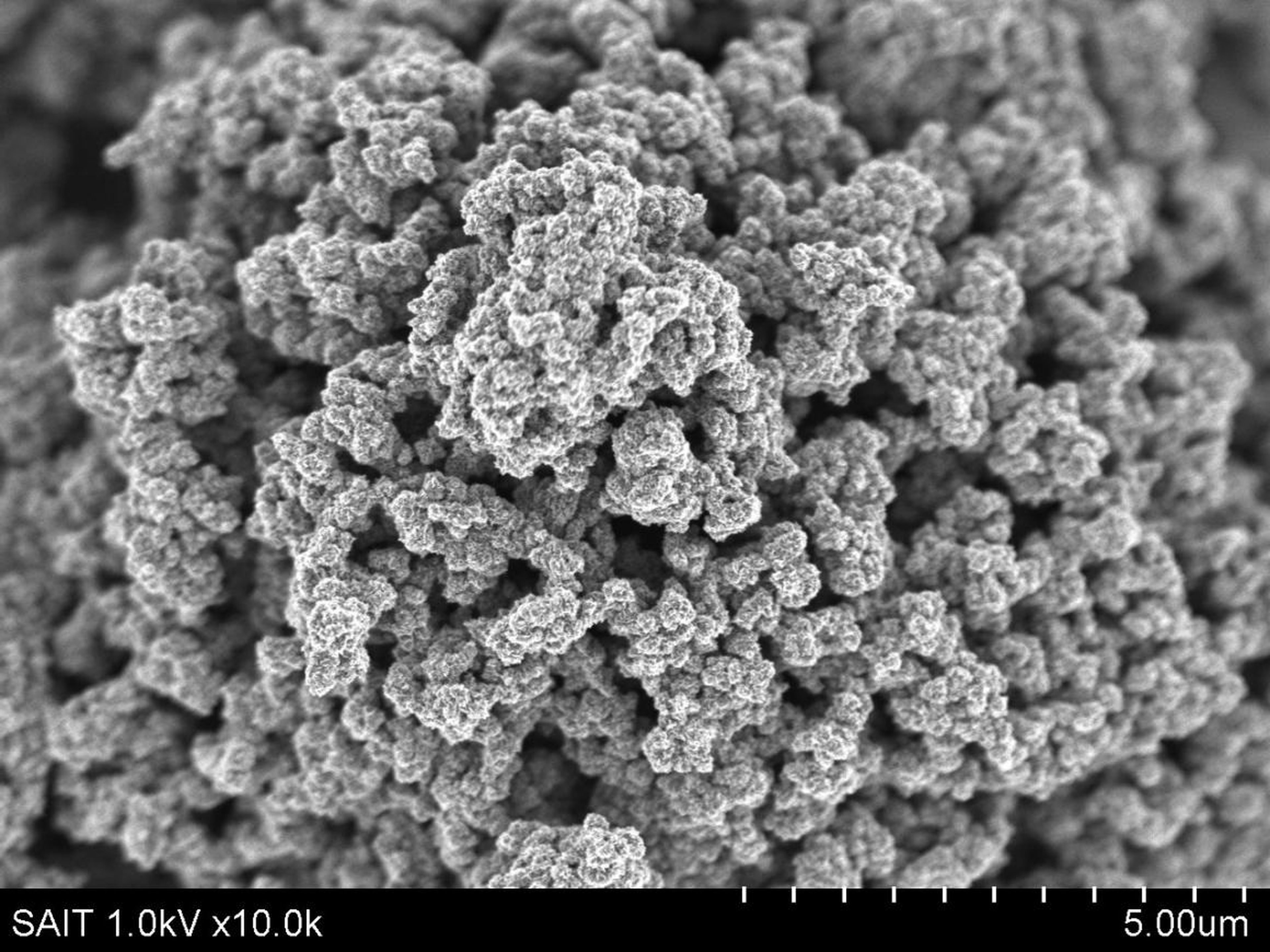 Una vista microscópica del grafeno con el que trabaja Samsung para sus baterías de grafeno.