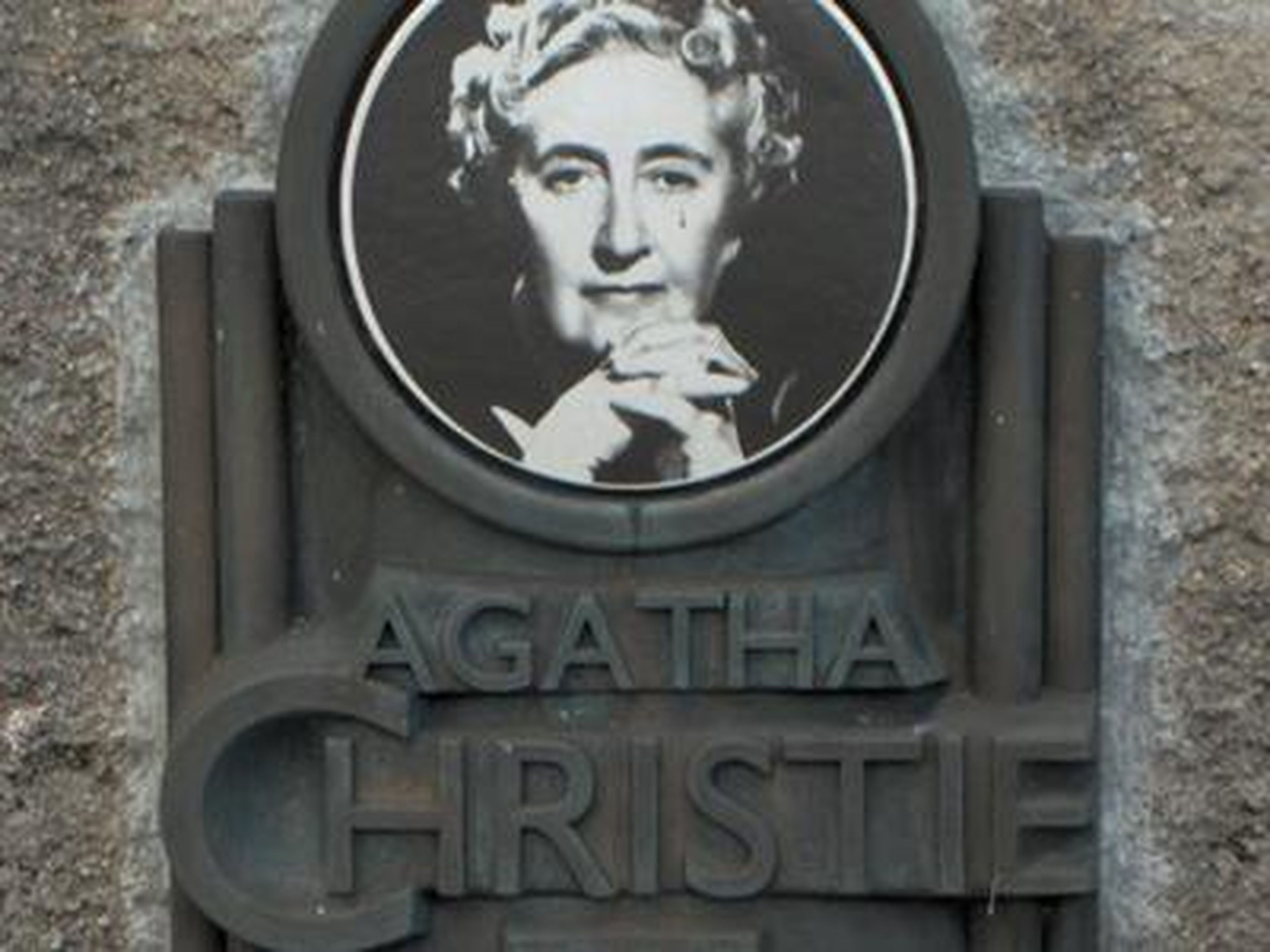 Mystery writer Agatha Christie was home-schooled by her father and taught herself how to read at just five years old.