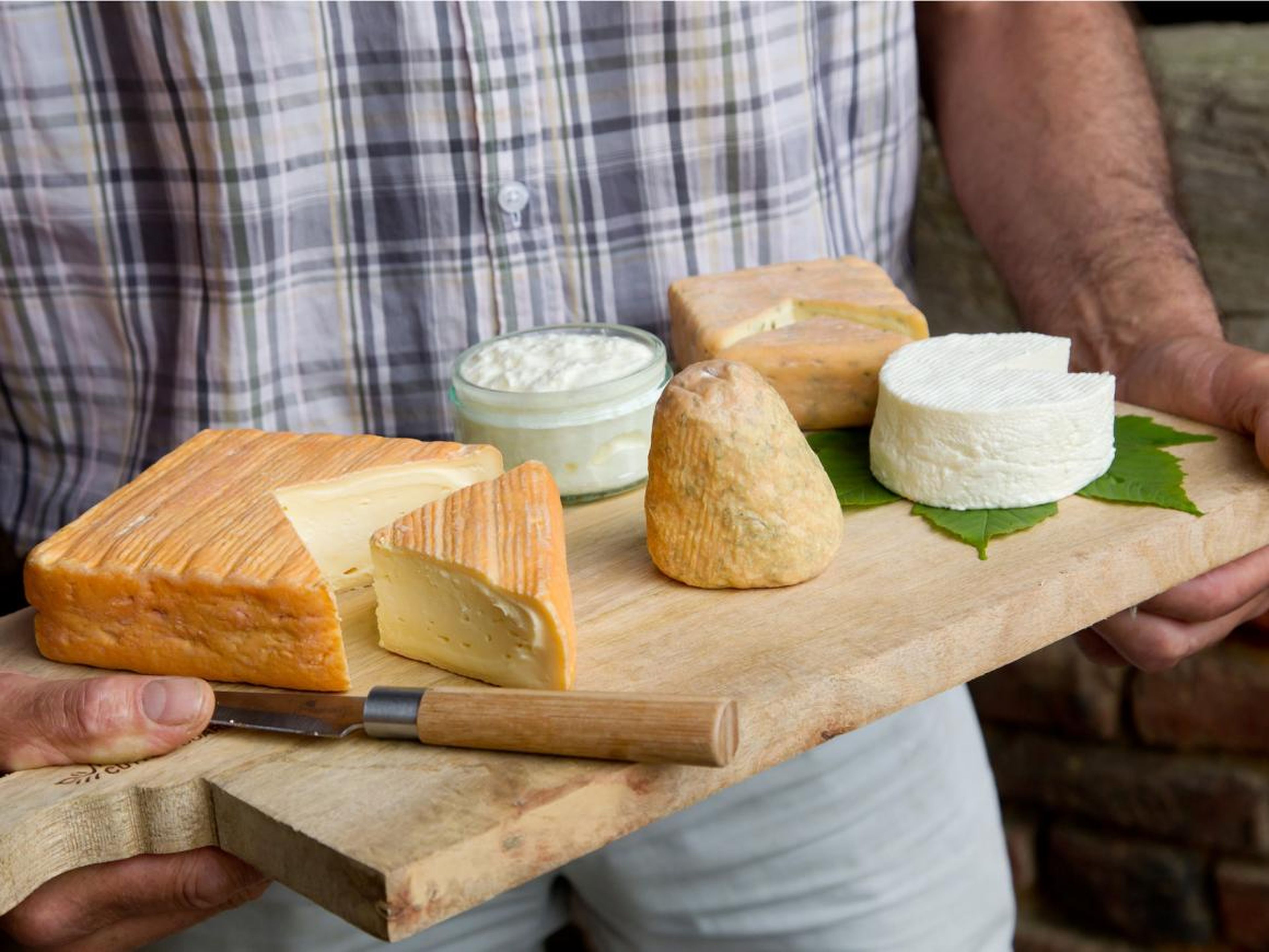 El precio de ciertas especialidades de queso podría aumentar su precio en más del doble.