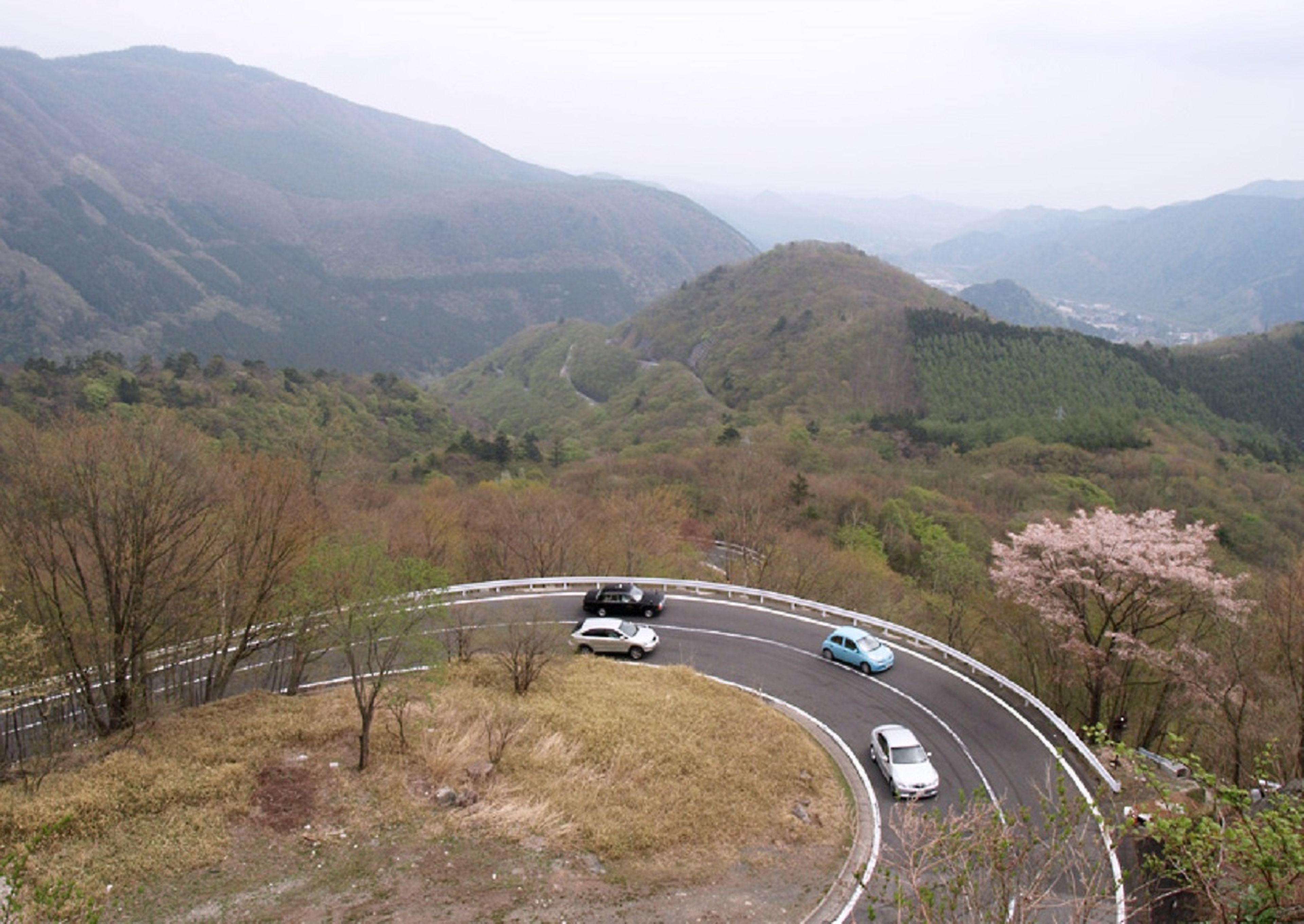 Ruta 120 o carretera Iroha Zaka en Japón