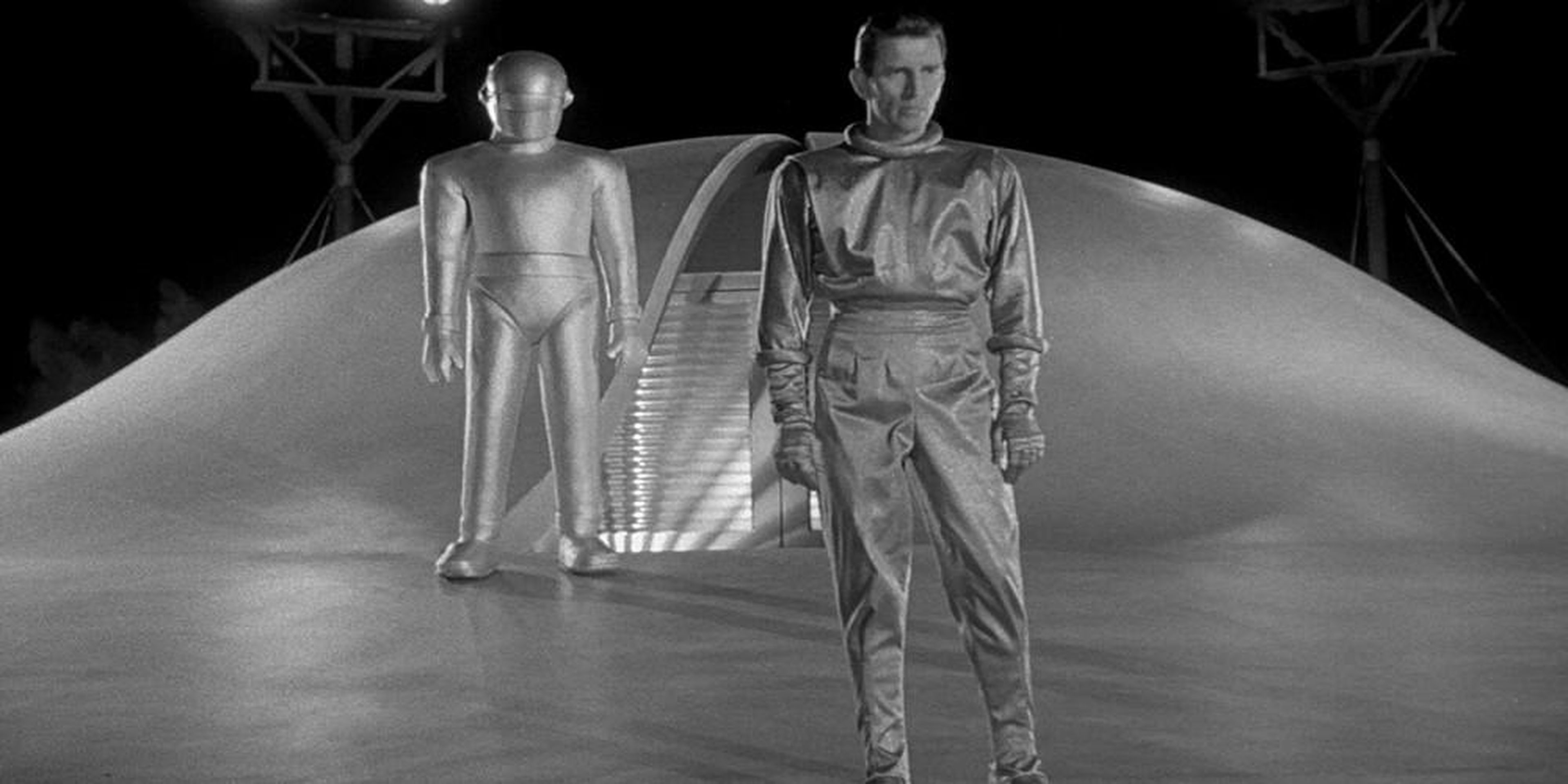 A still from the 1951 movie "The Day The Earth Stood Still."