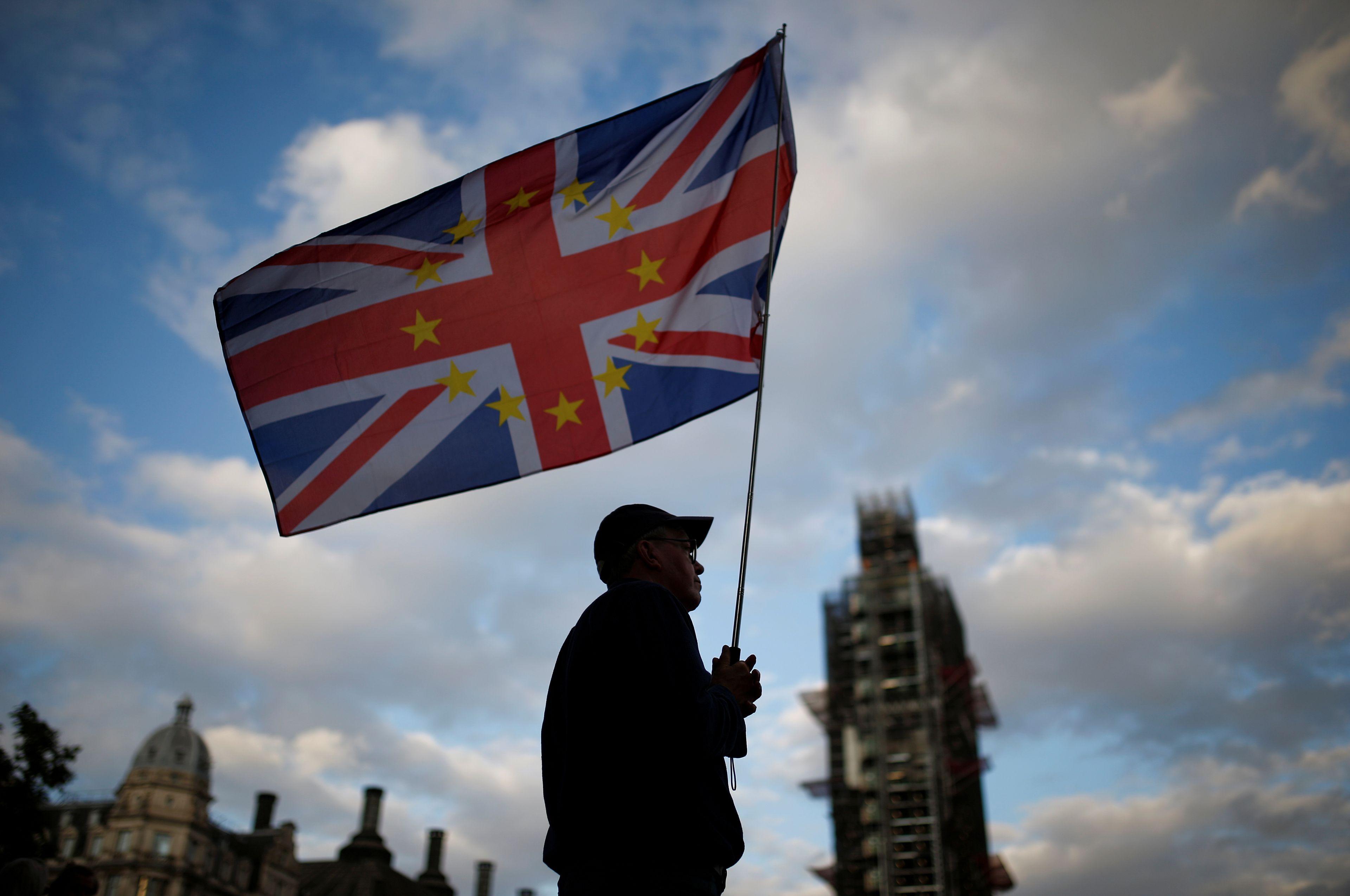 Bandera de Gran Bretaña en Londres durante las protestas contra el Brexit