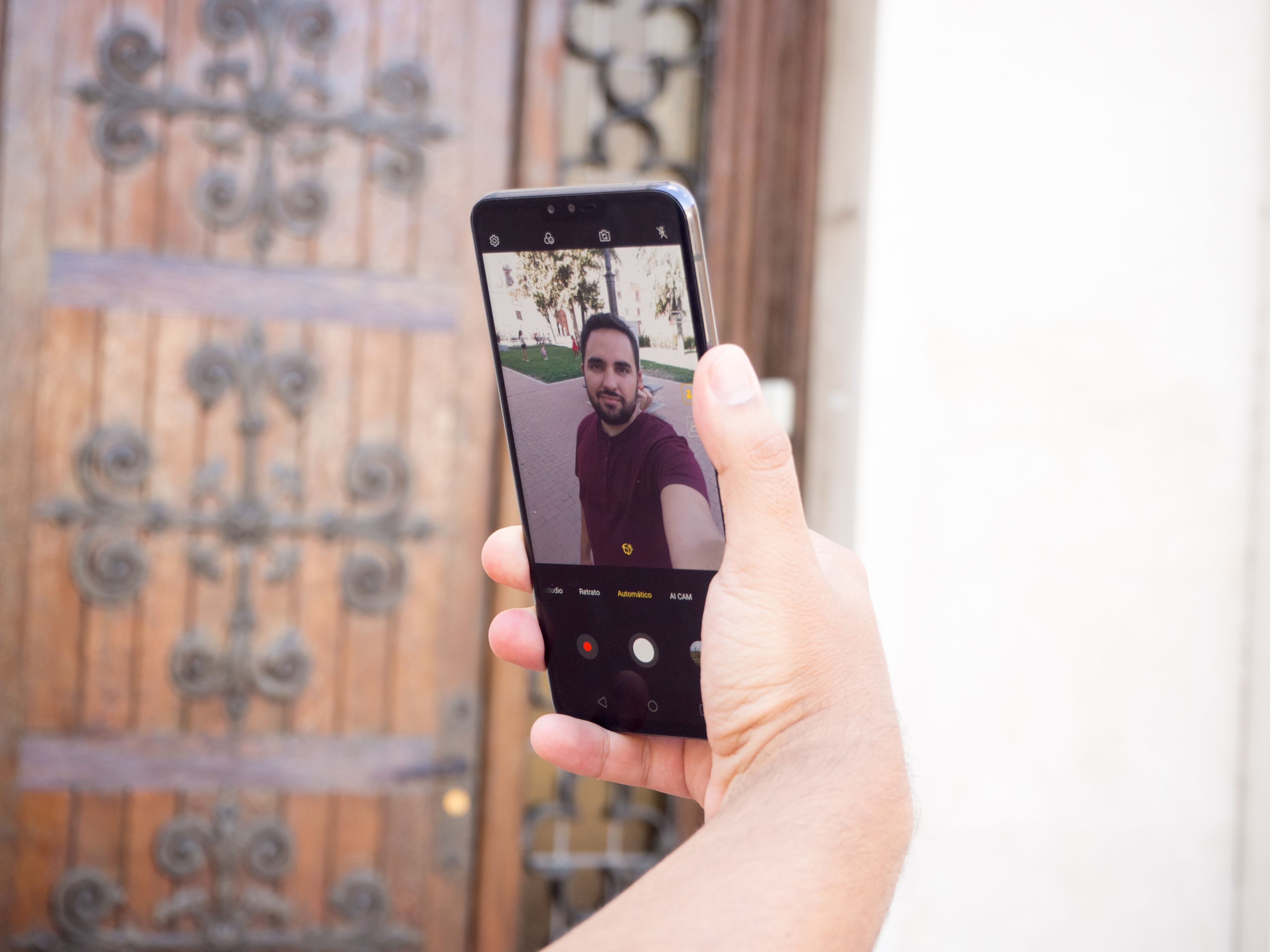 Cámara frontal para selfies del LG V50 ThinQ 5G
