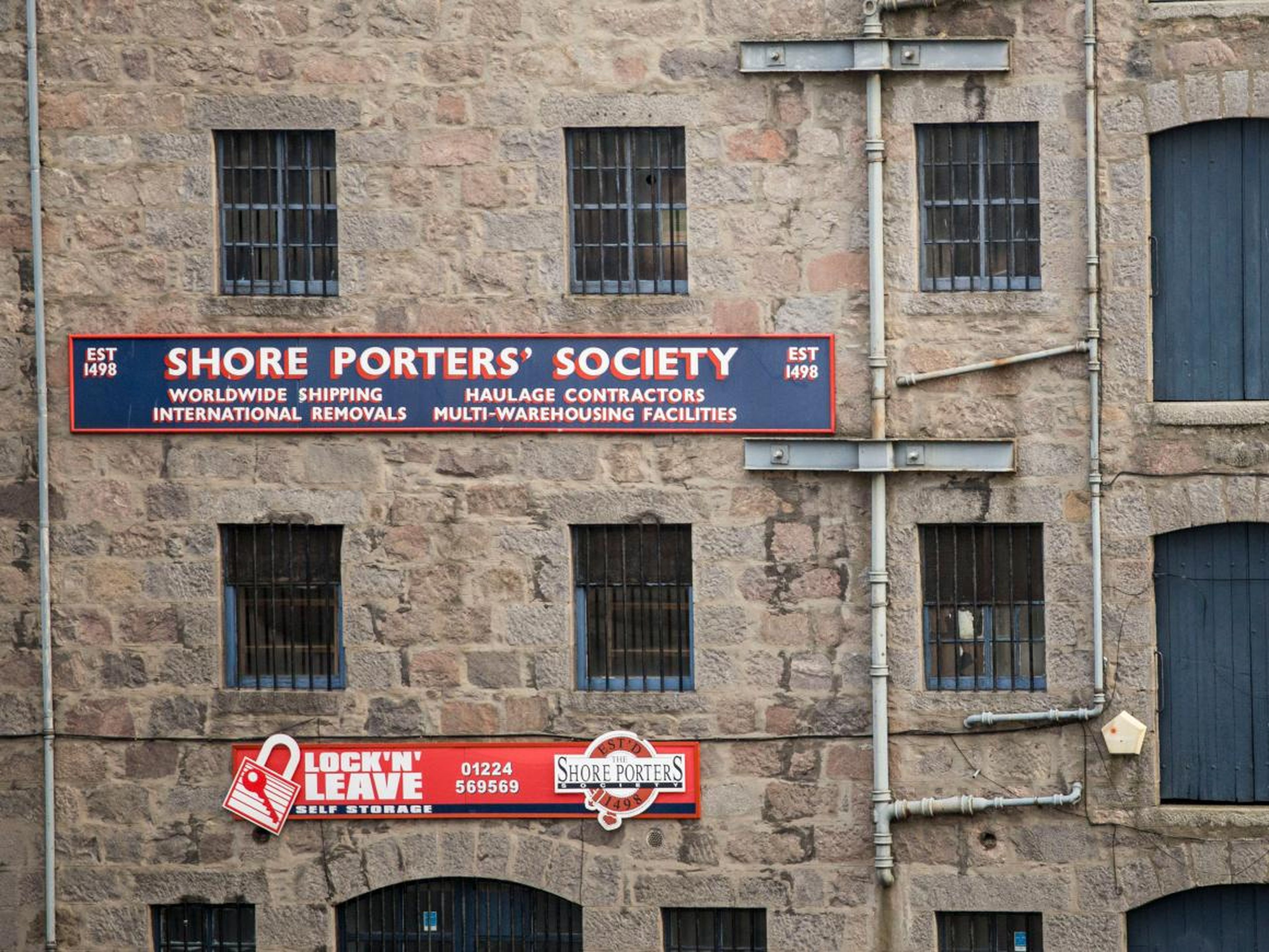 Fundado en1498 — The Shore Porters Society en Aberdeen, Escocia